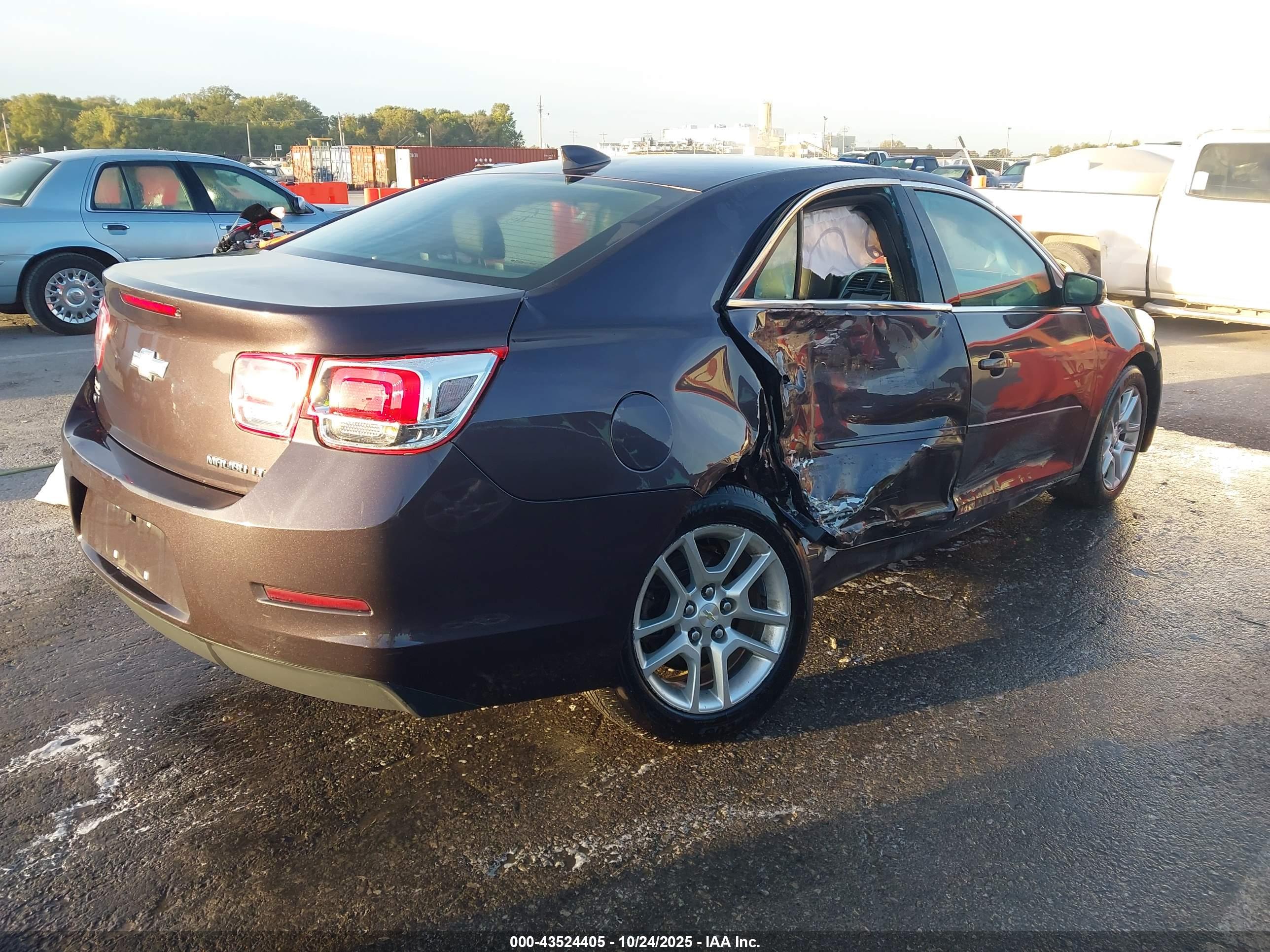 CHEVROLET MALIBU image 4