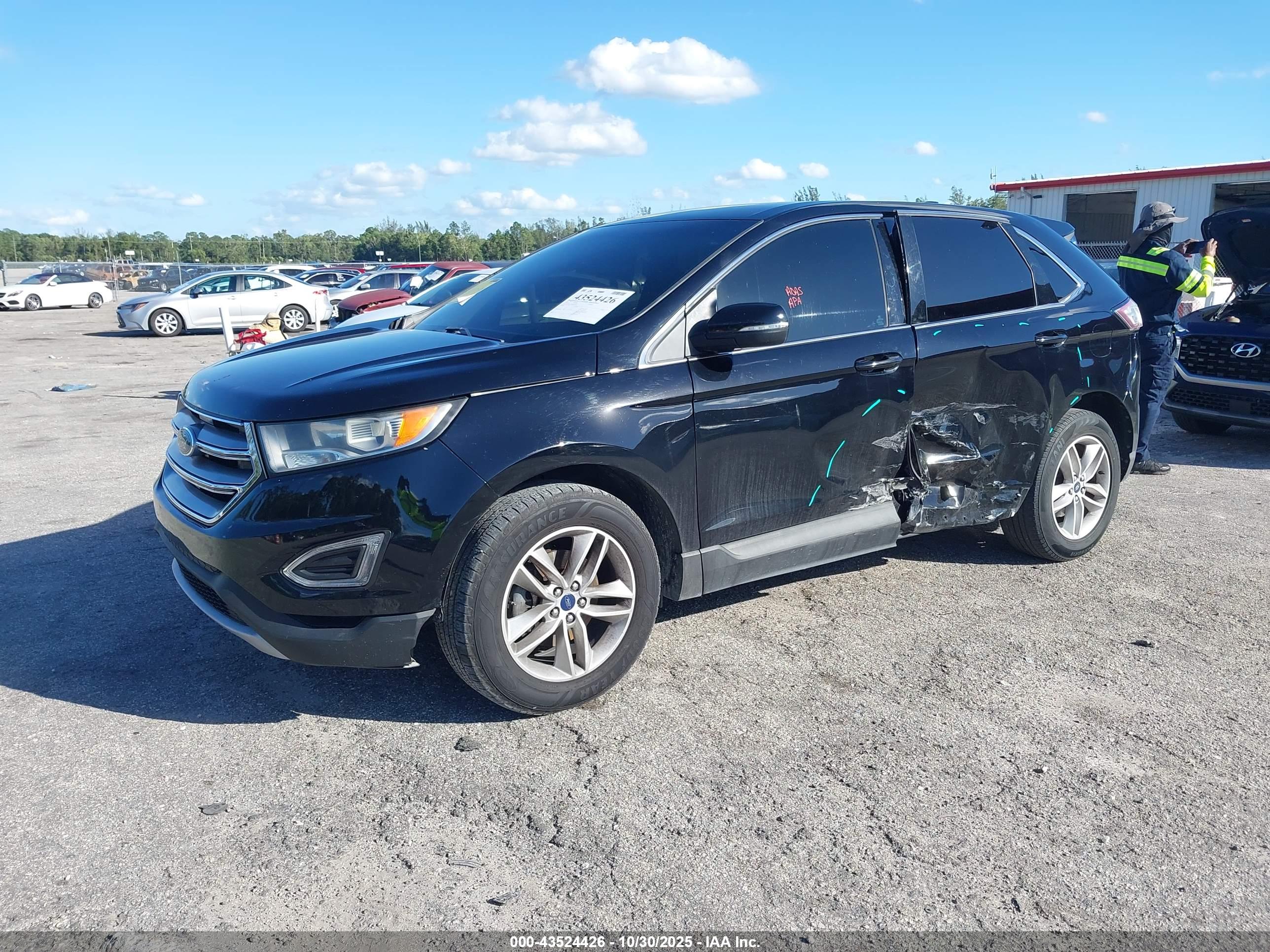 FORD EDGE image 2