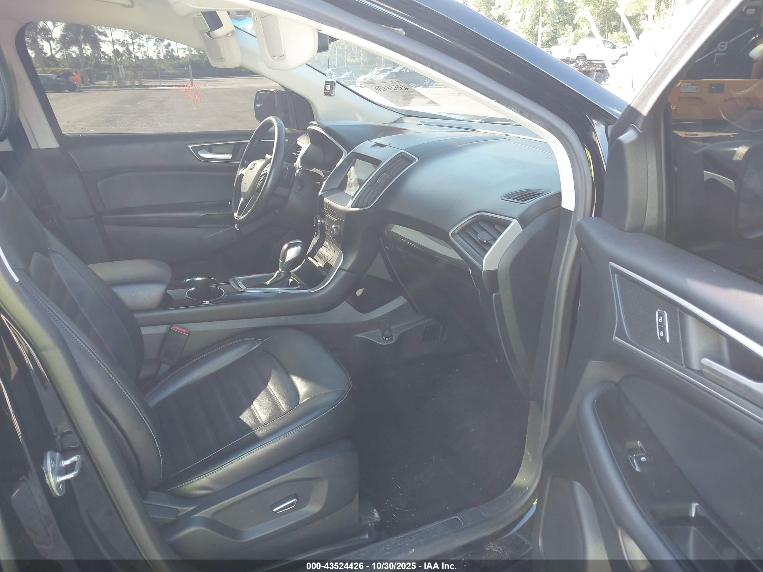 FORD EDGE image 5