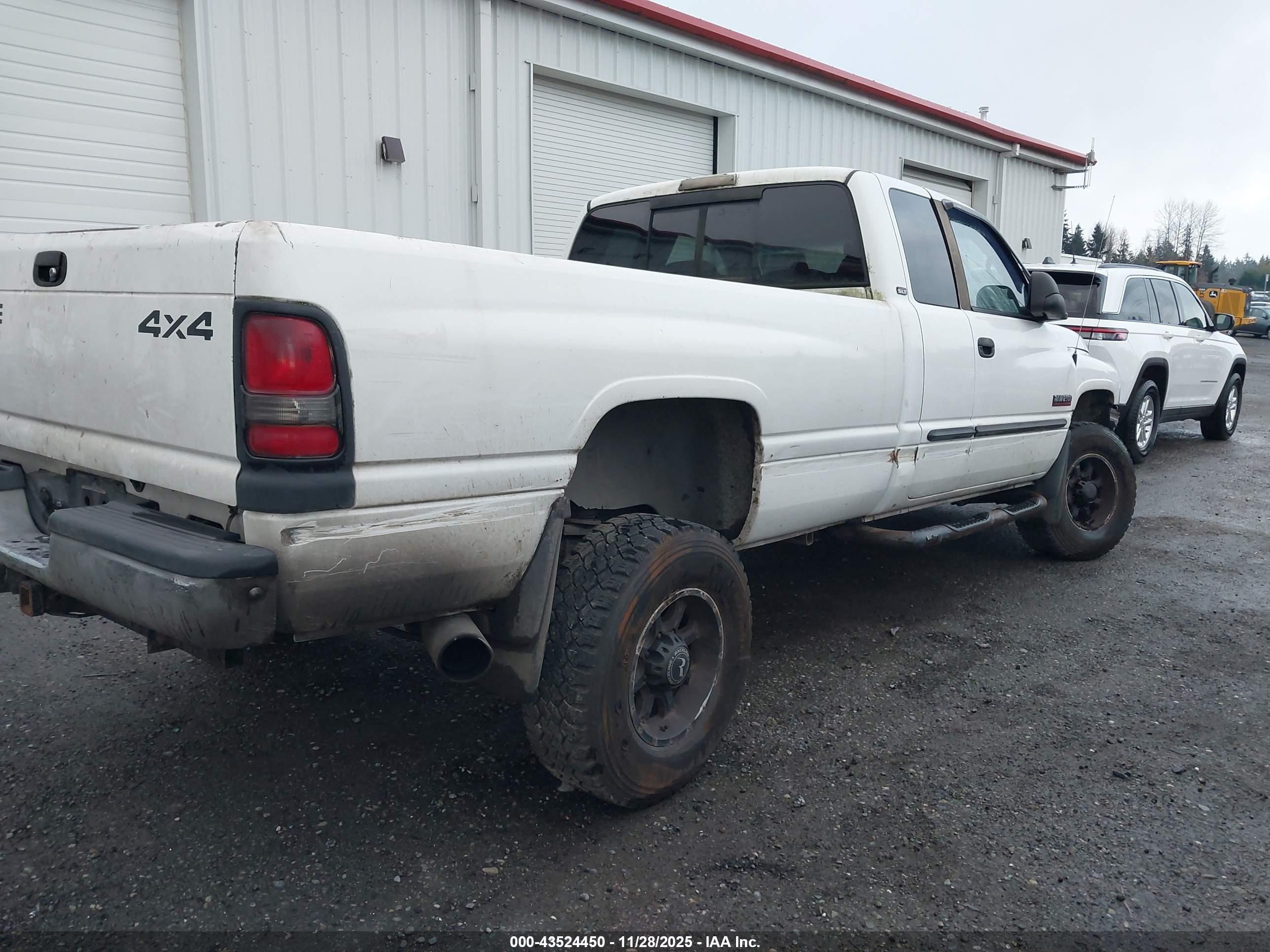 DODGE RAM image 4