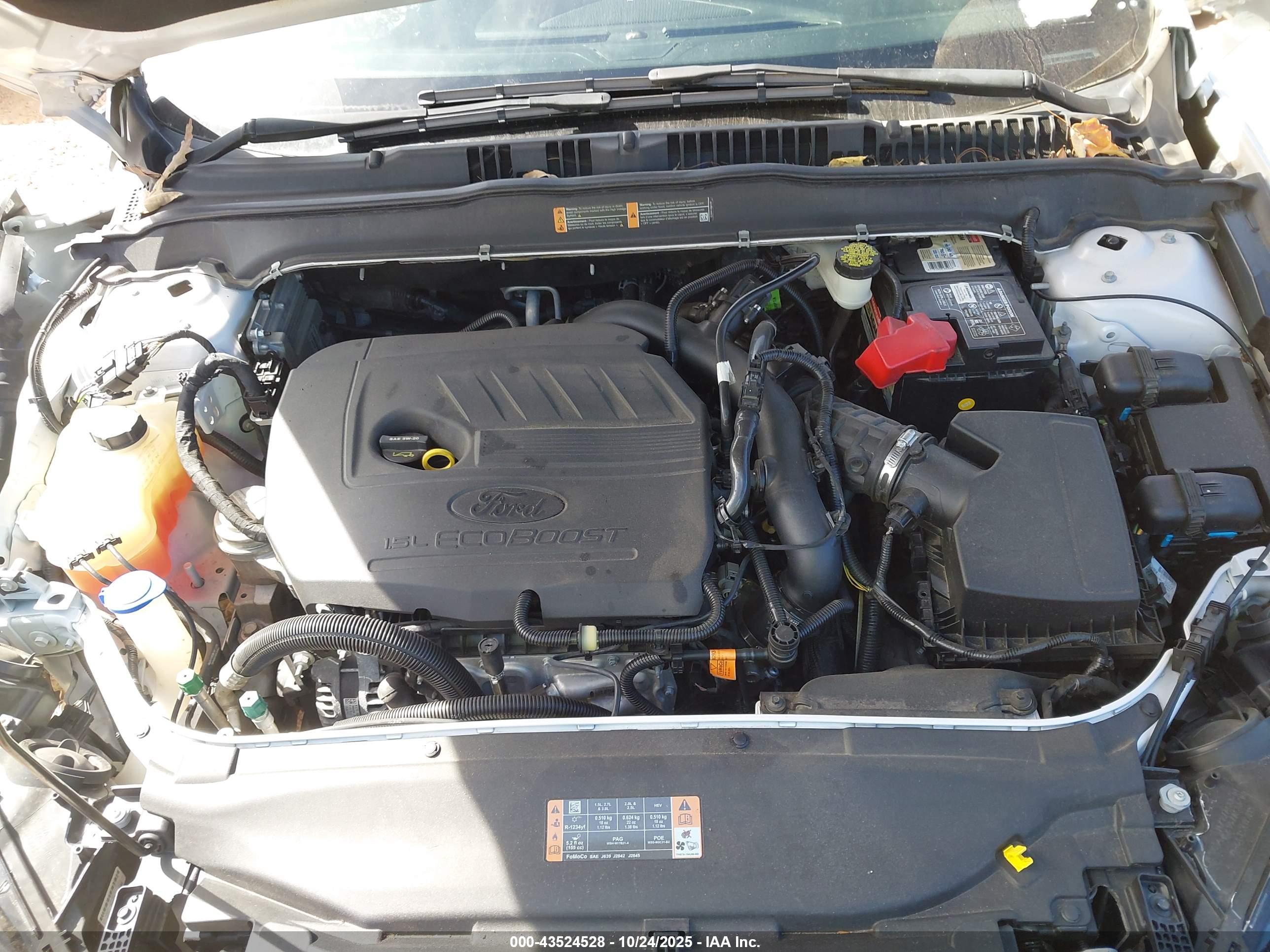 FORD FUSION image 10