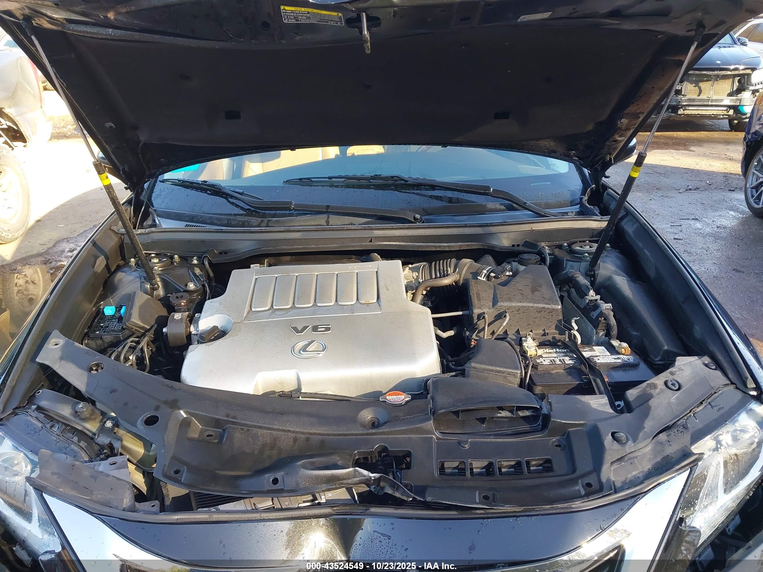 LEXUS ES image 10