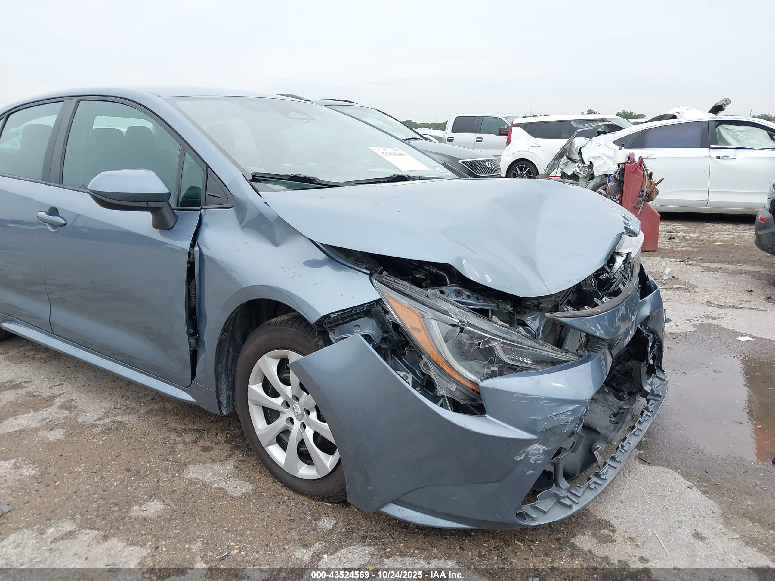 TOYOTA COROLLA image 6