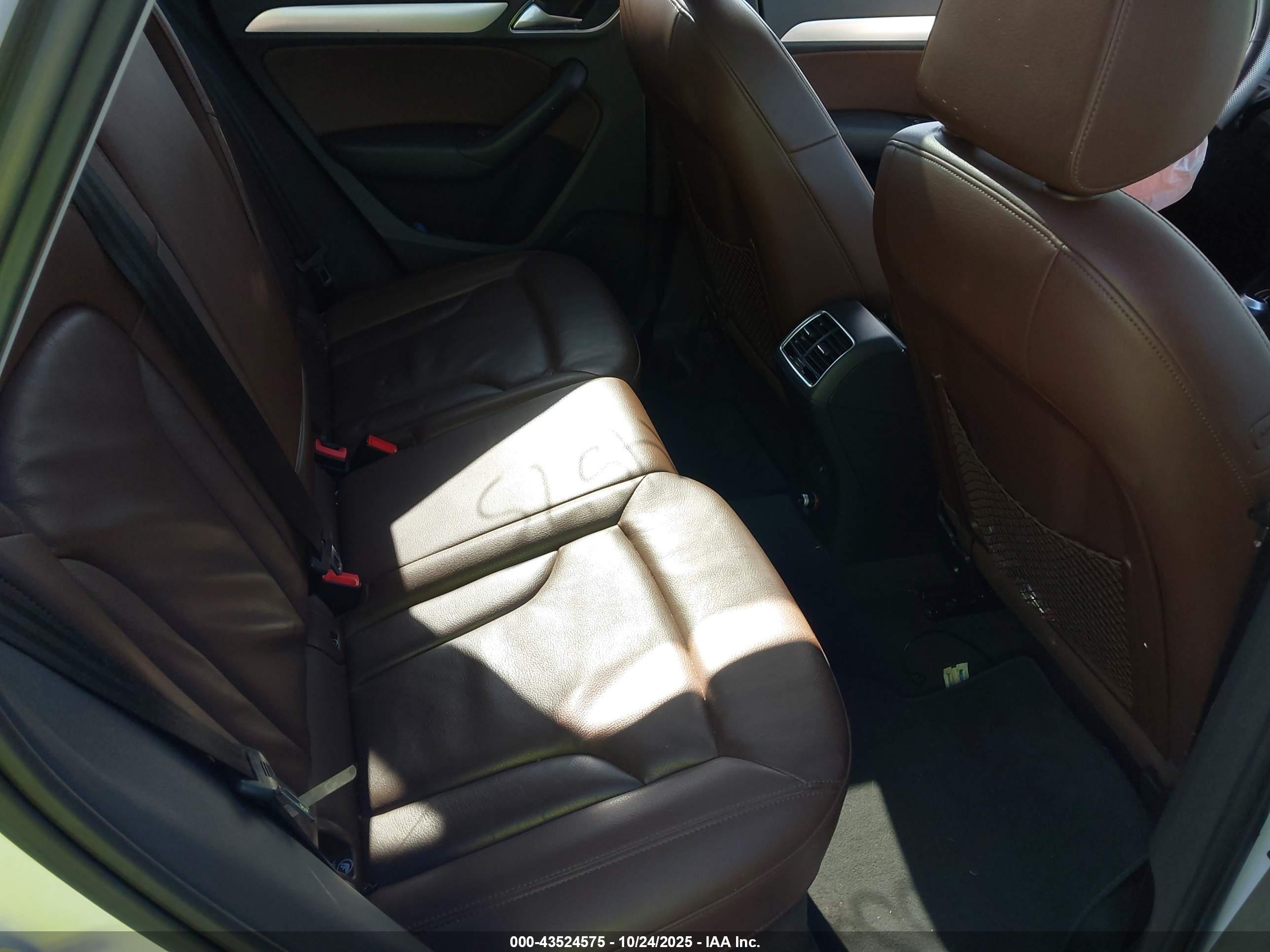 AUDI Q3 image 8