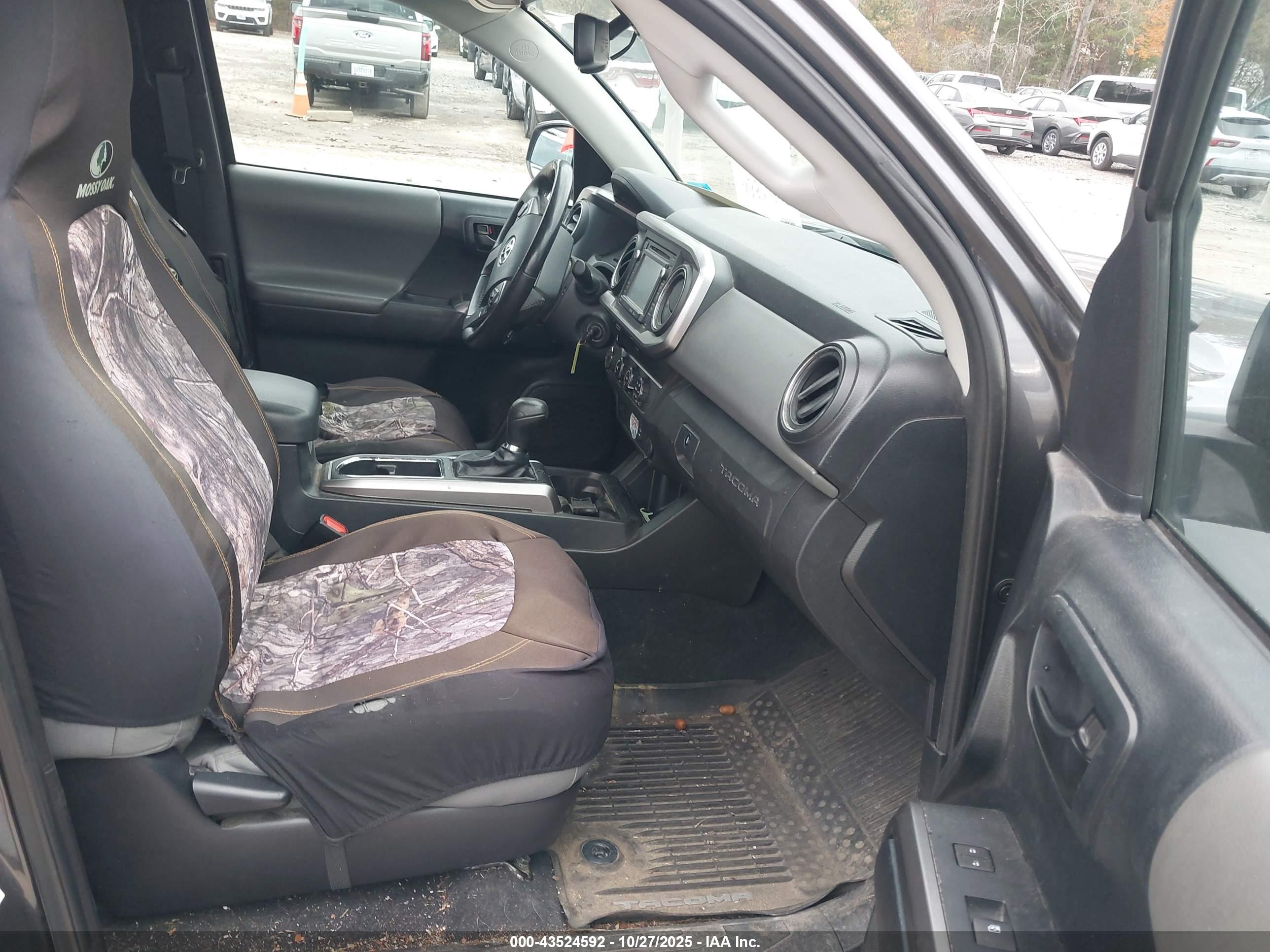 TOYOTA TACOMA image 5