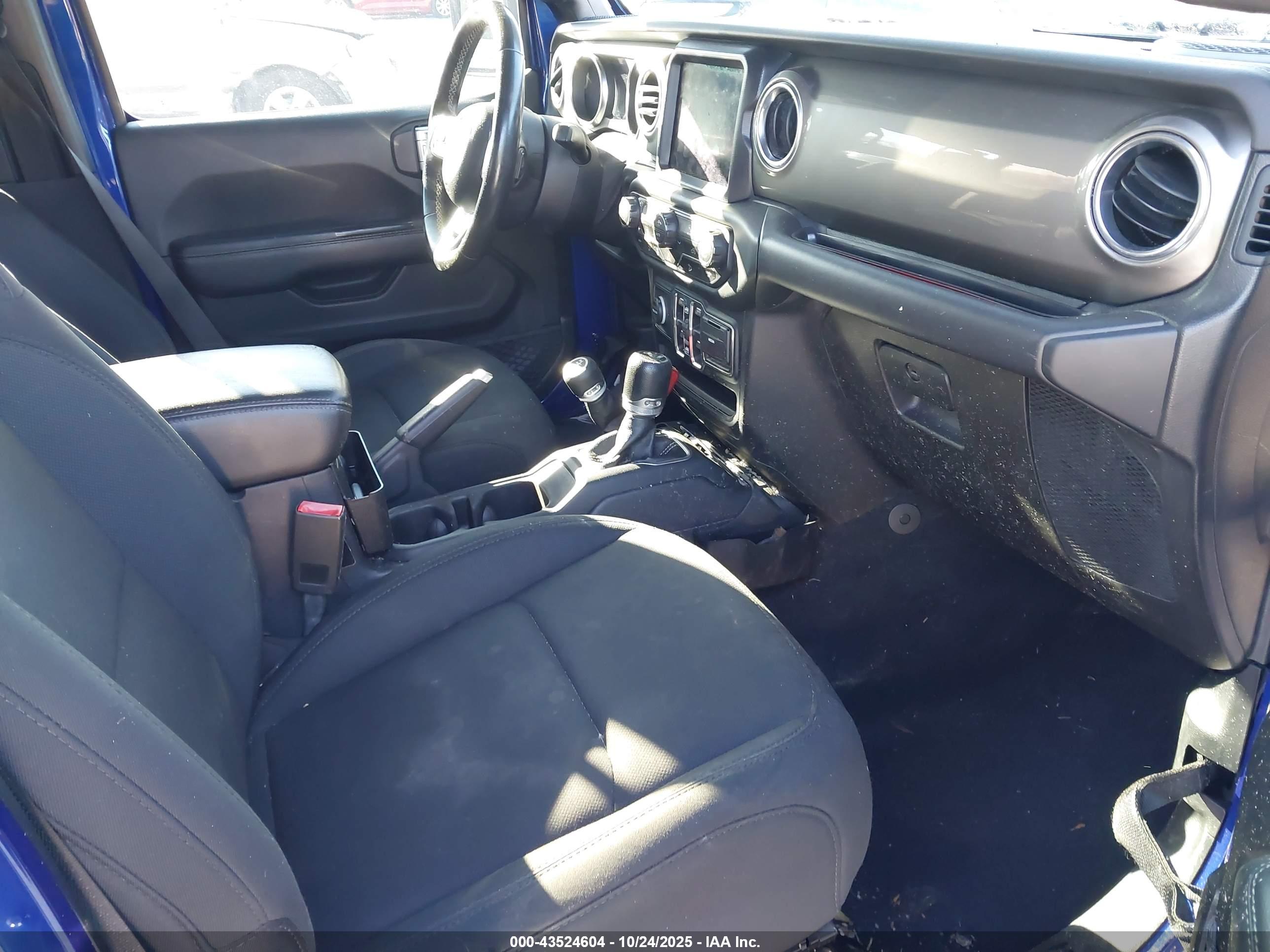 JEEP WRANGLER image 5