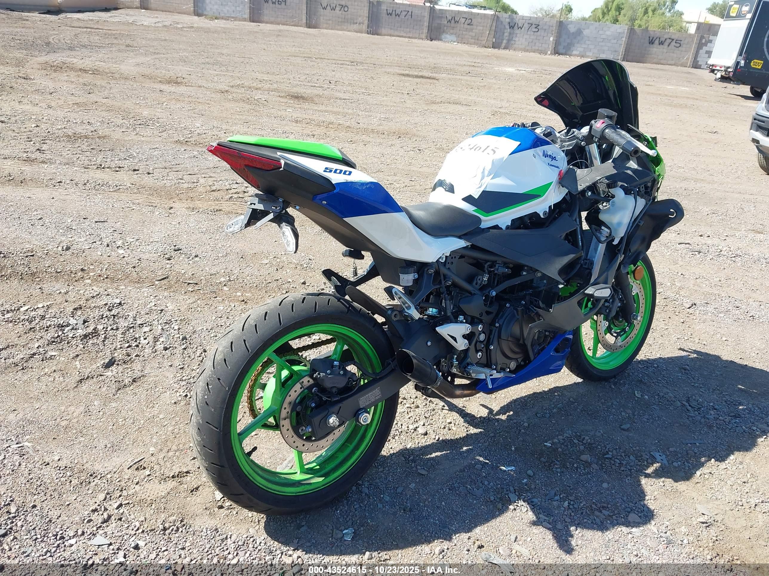KAWASAKI EX500 image 4
