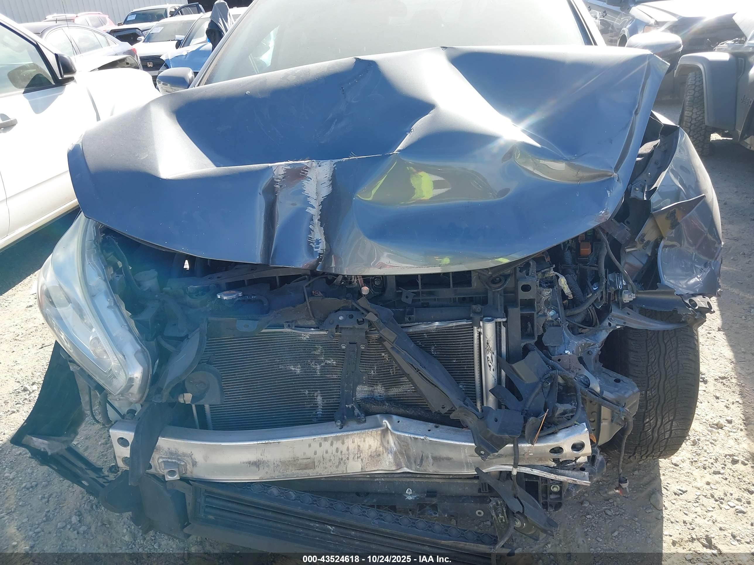 NISSAN MURANO image 6