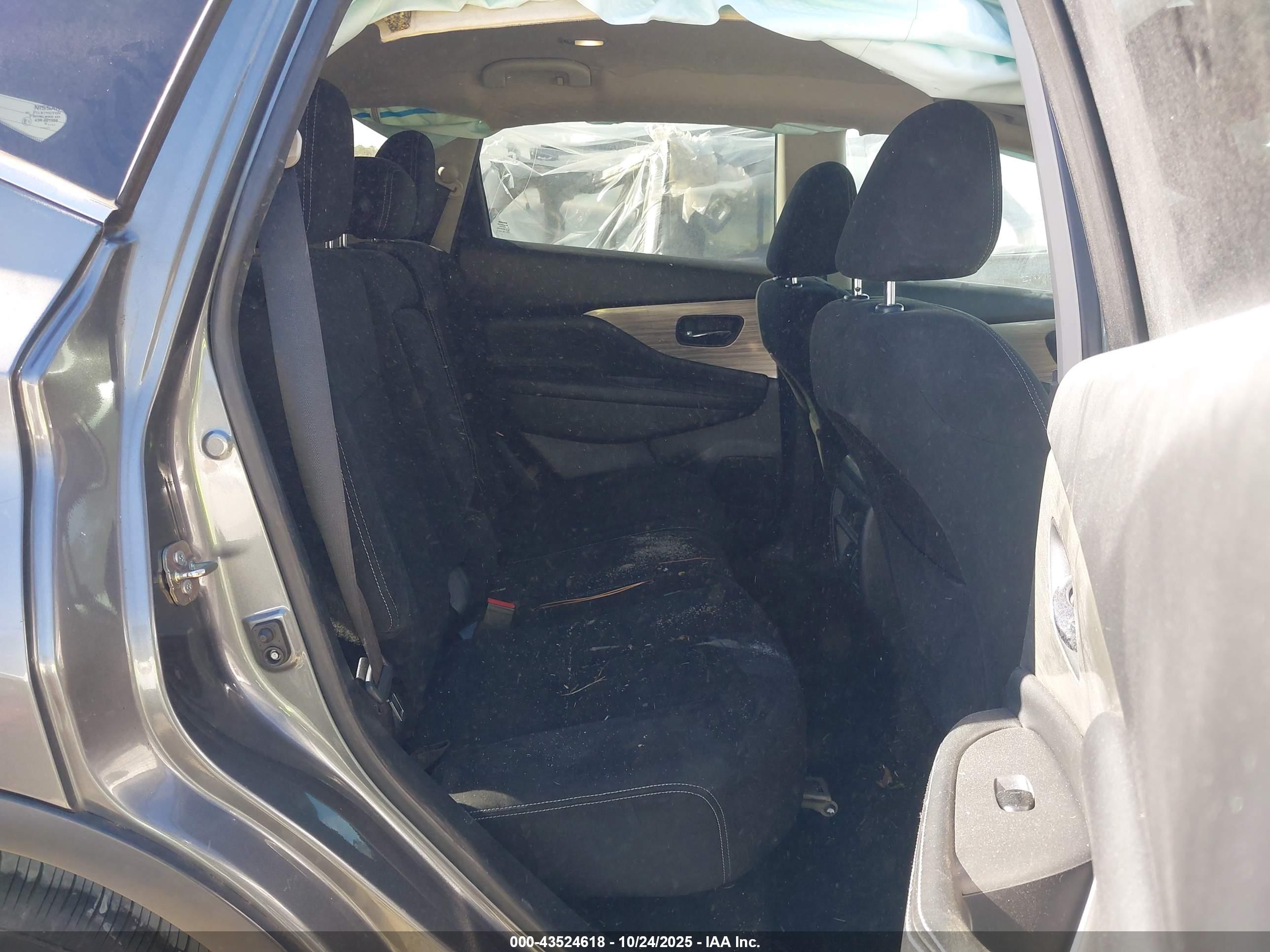 NISSAN MURANO image 8