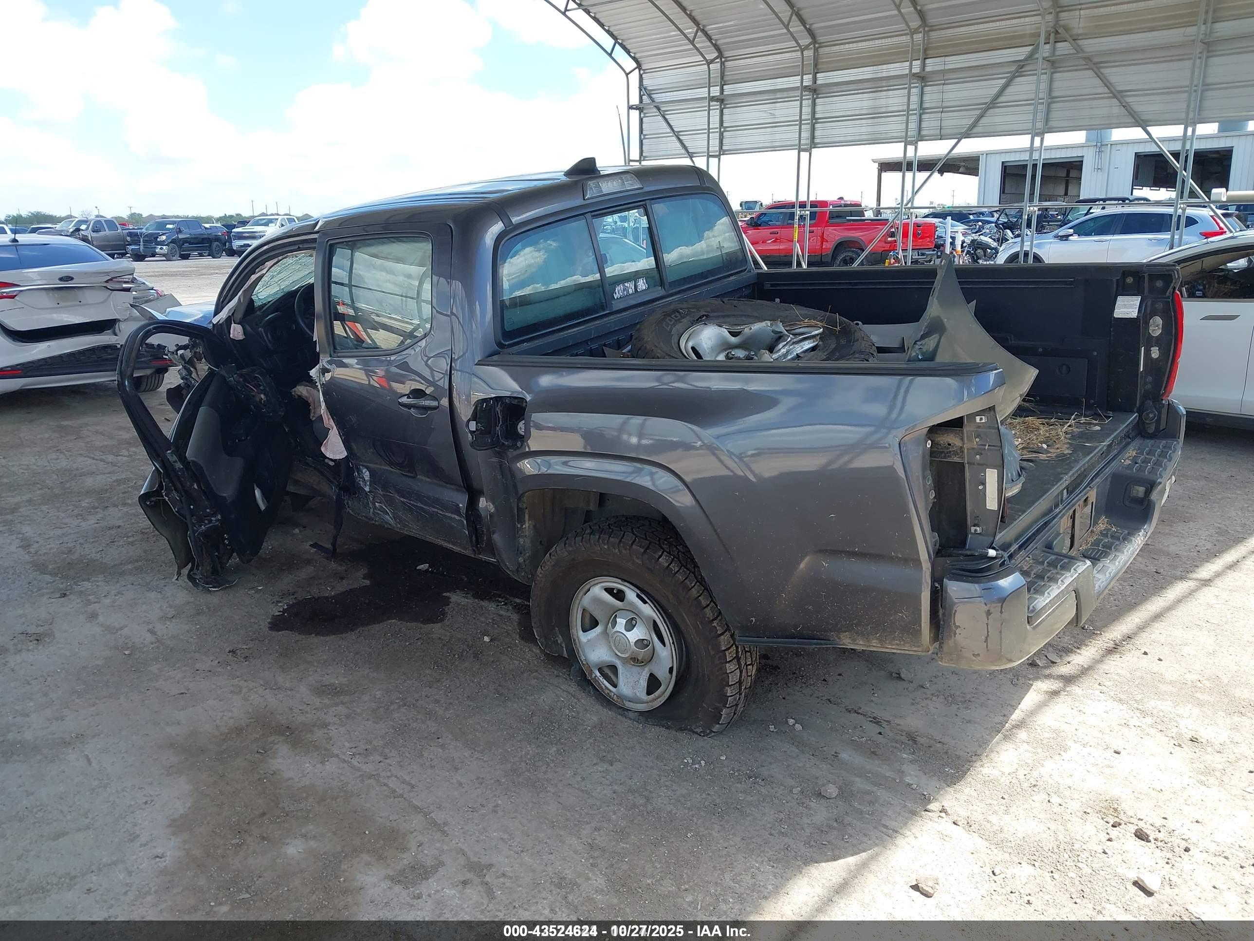 TOYOTA TACOMA image 3