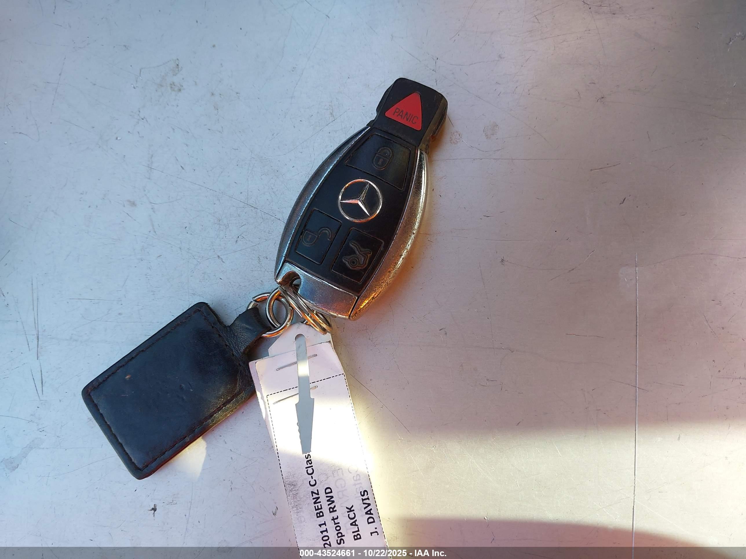 MERCEDES-BENZ C image 11