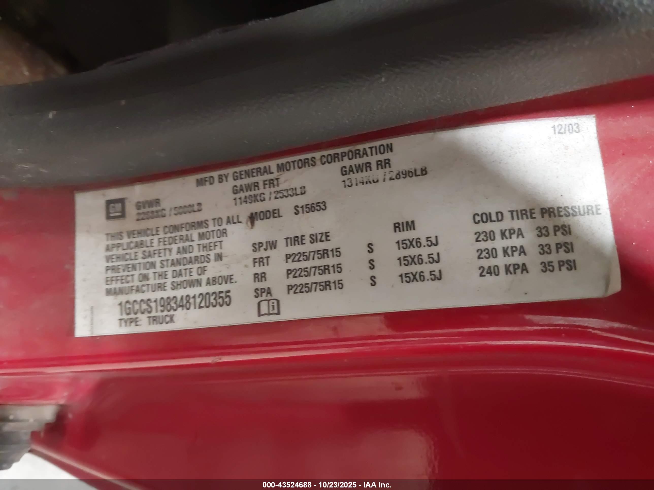 CHEVROLET COLORADO image 9