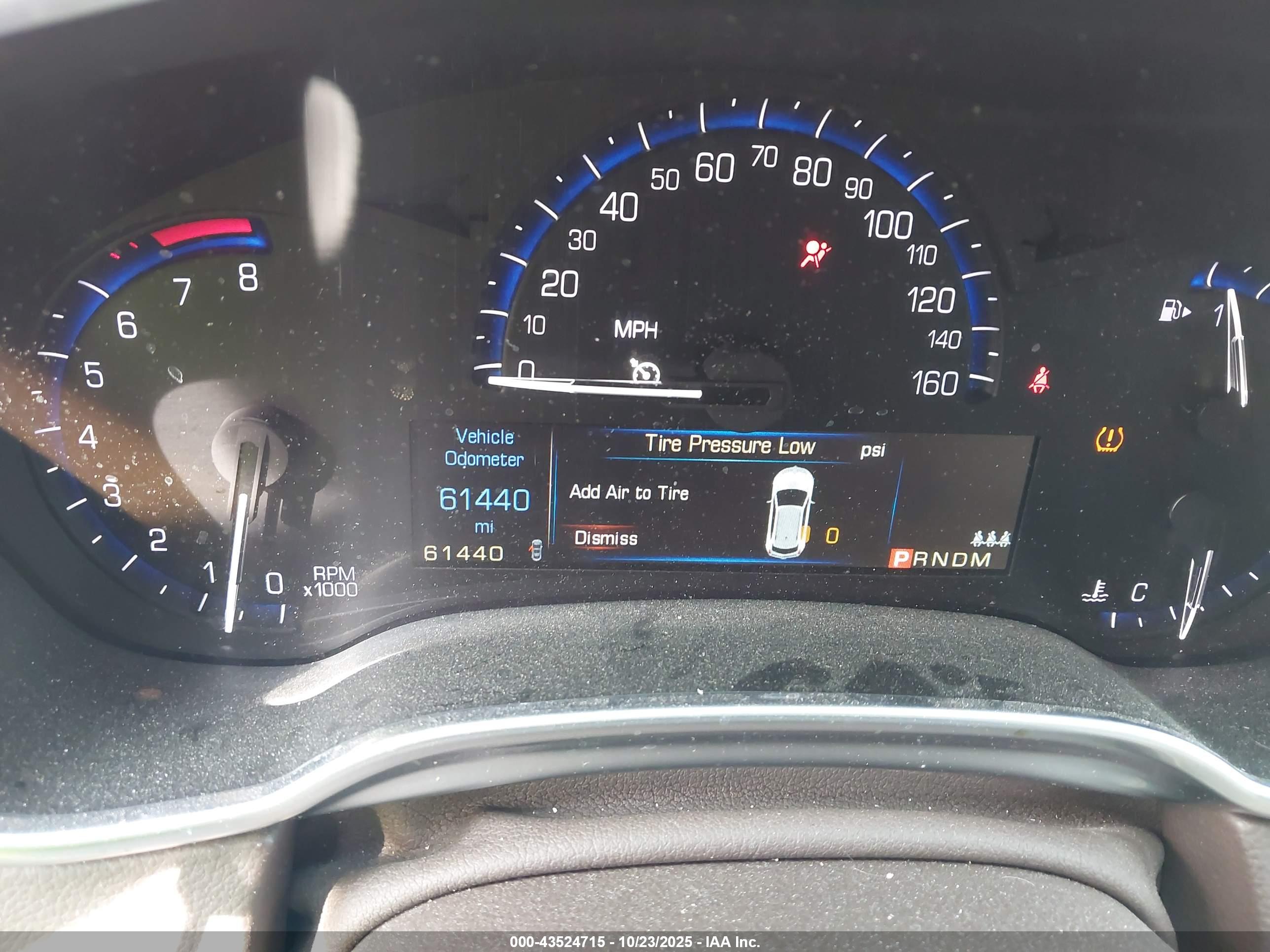 CADILLAC SRX image 7
