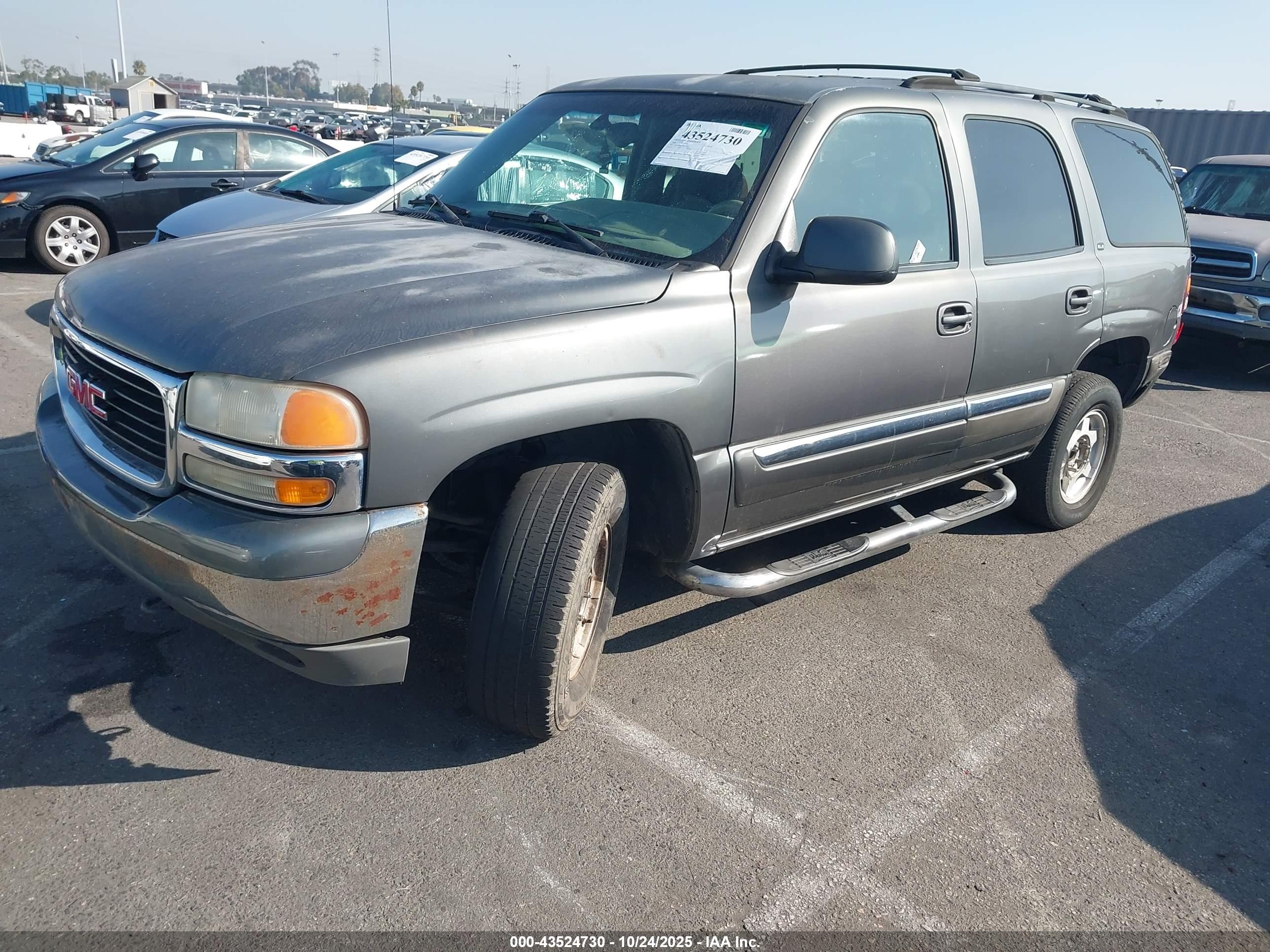 GMC YUKON image 2