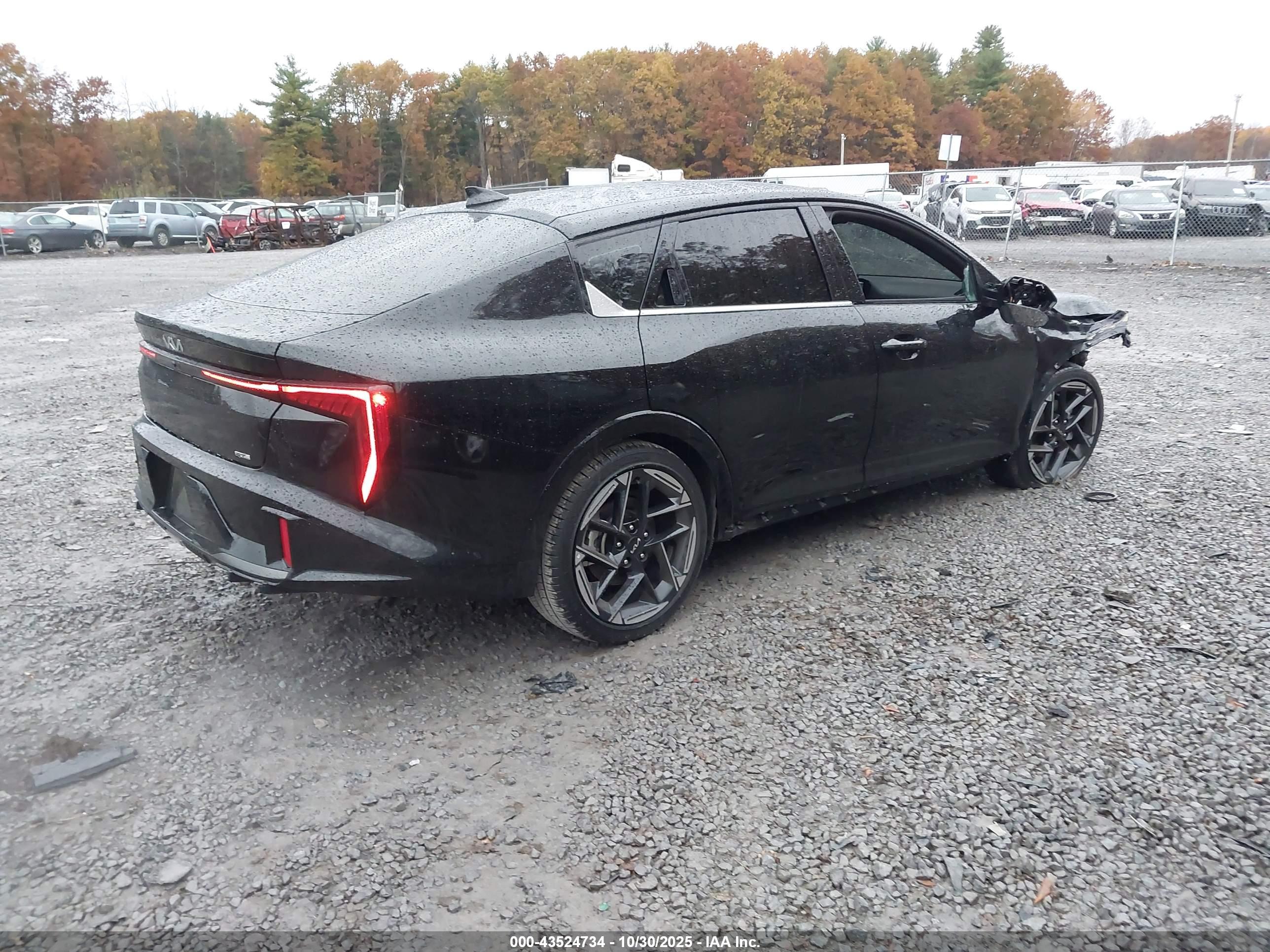 KIA K4 image 4