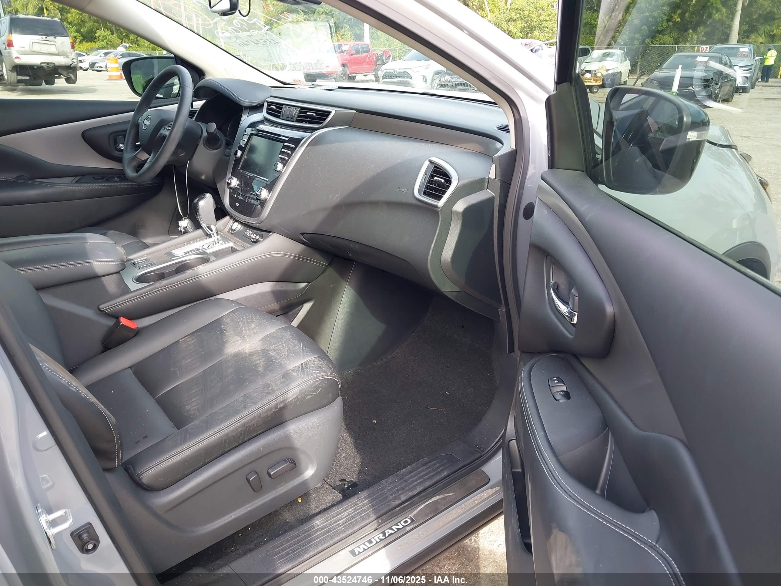 NISSAN MURANO image 5