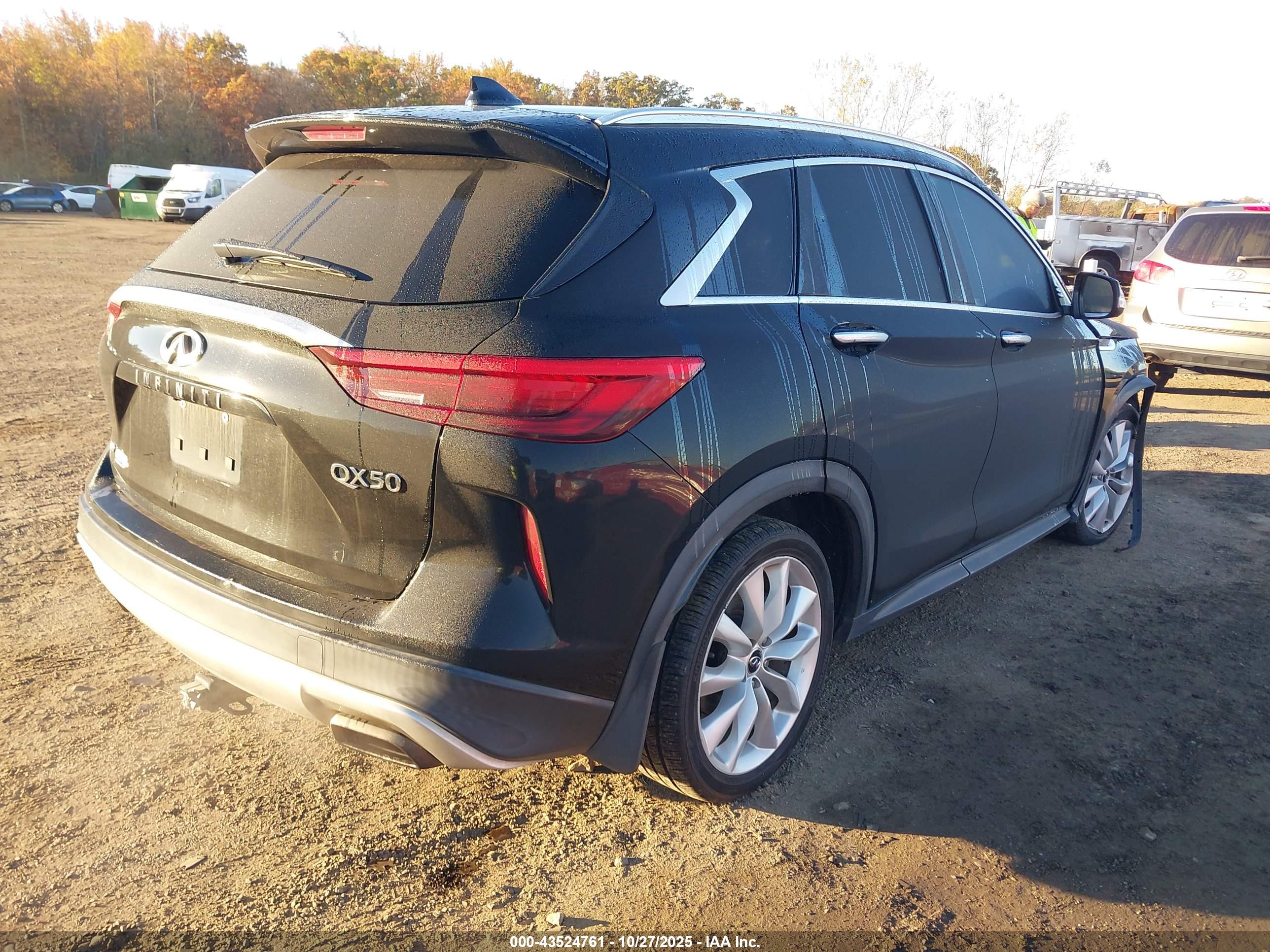 INFINITI QX50 image 4