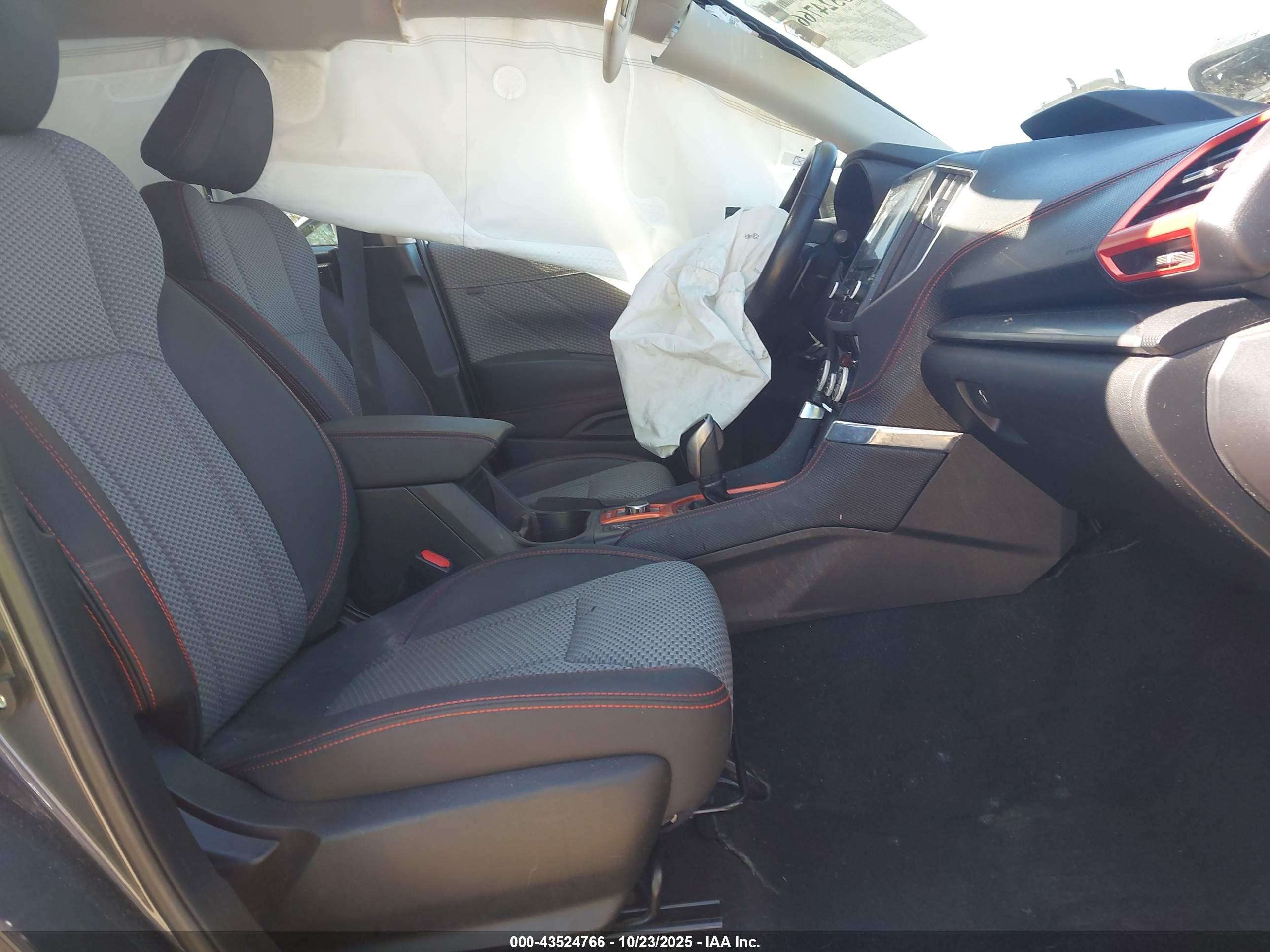 SUBARU FORESTER image 5