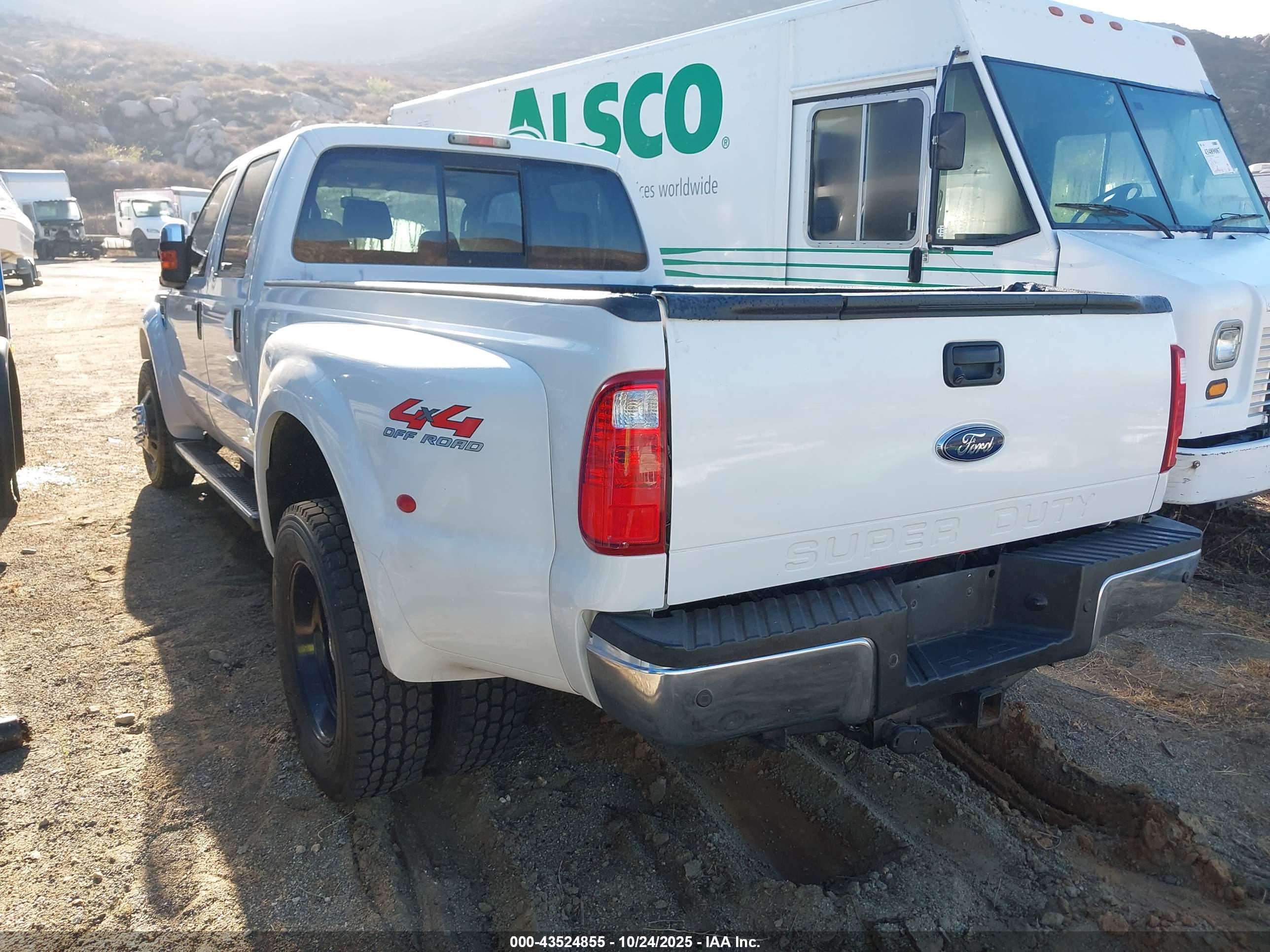 FORD F-450 image 3