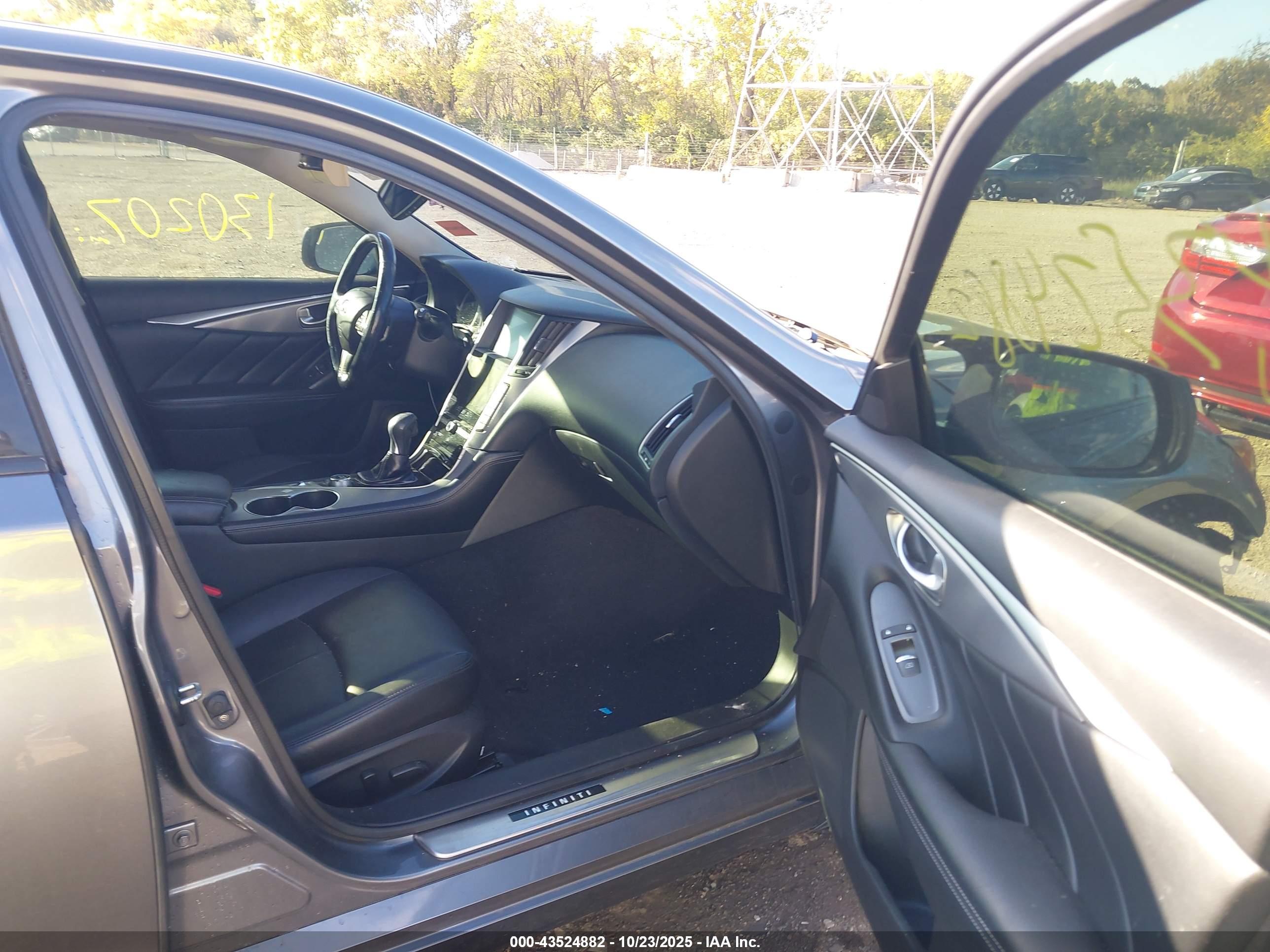 INFINITI Q50 image 5
