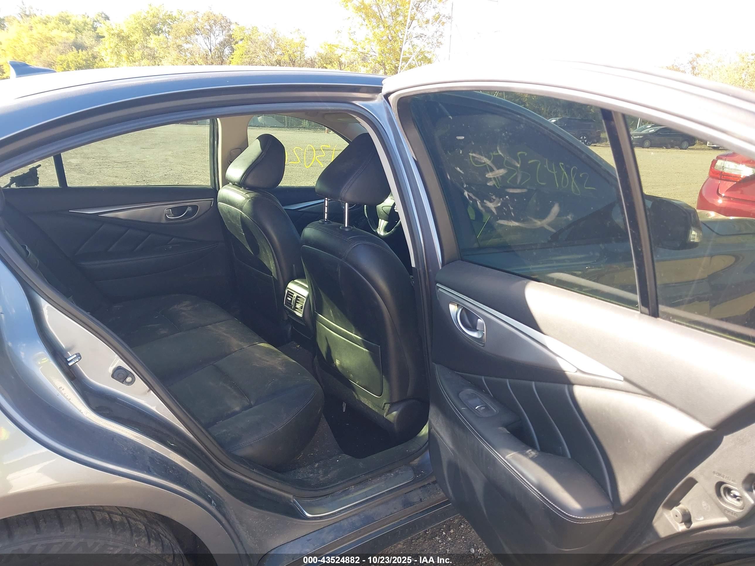 INFINITI Q50 image 8