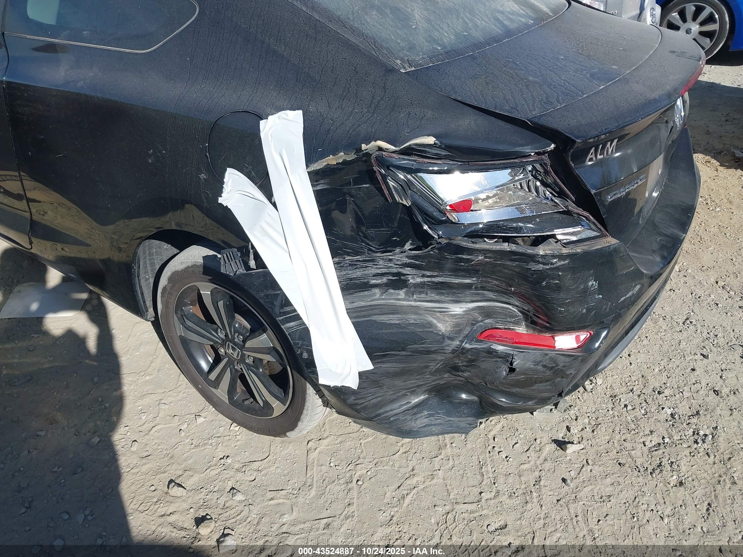 HONDA CIVIC image 6