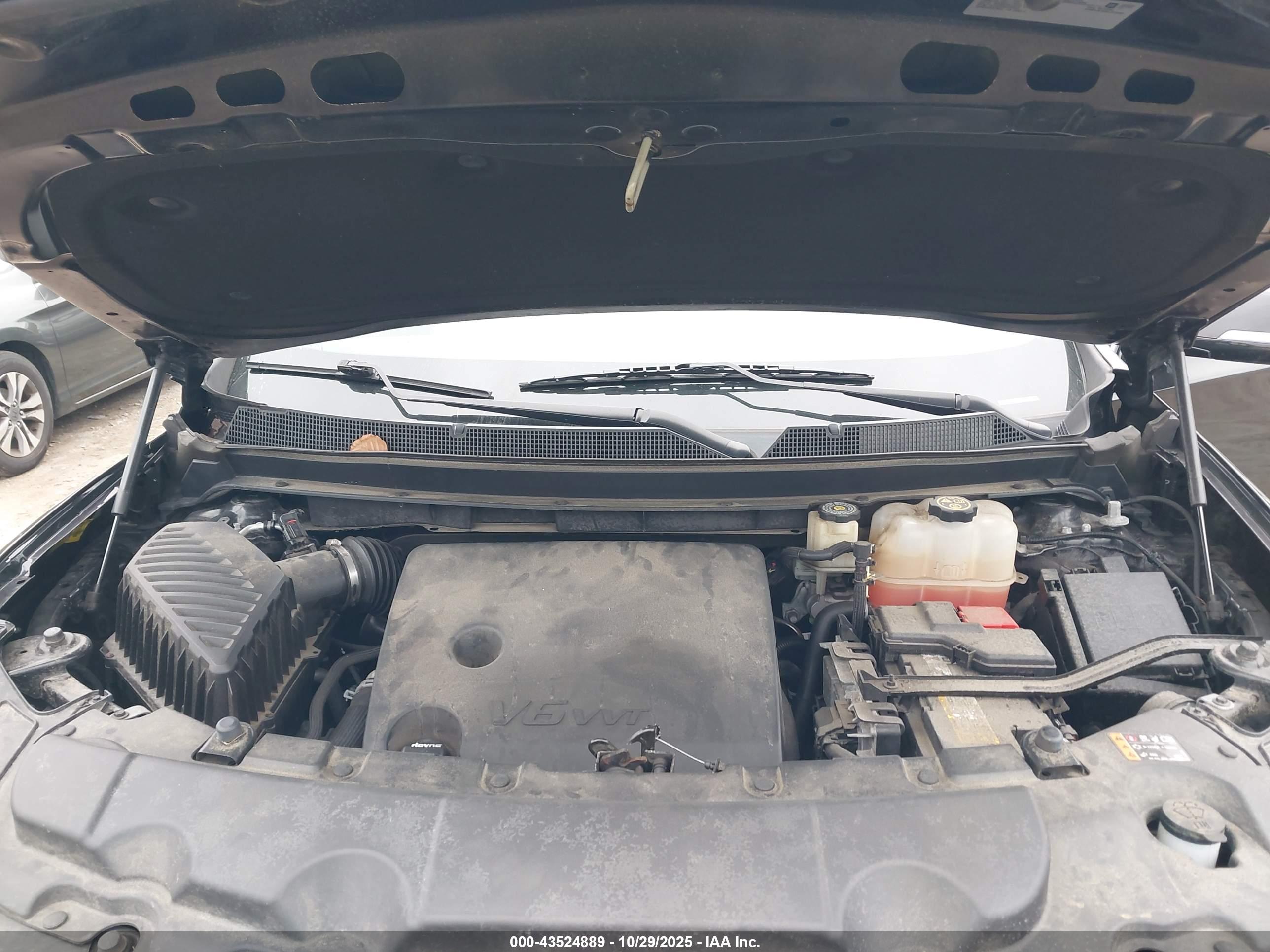 CHEVROLET TRAVERSE image 10