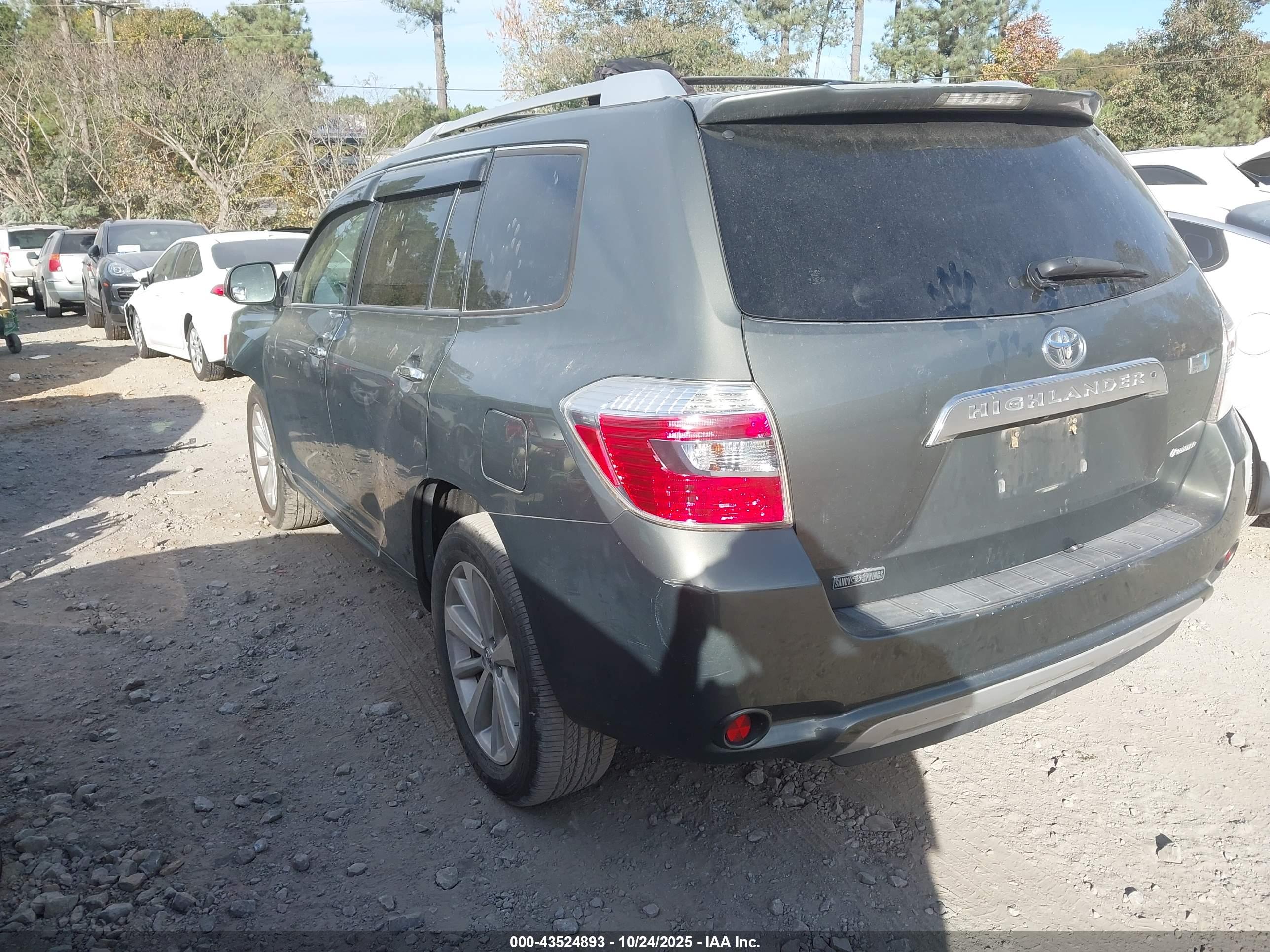 TOYOTA HIGHLANDER image 3
