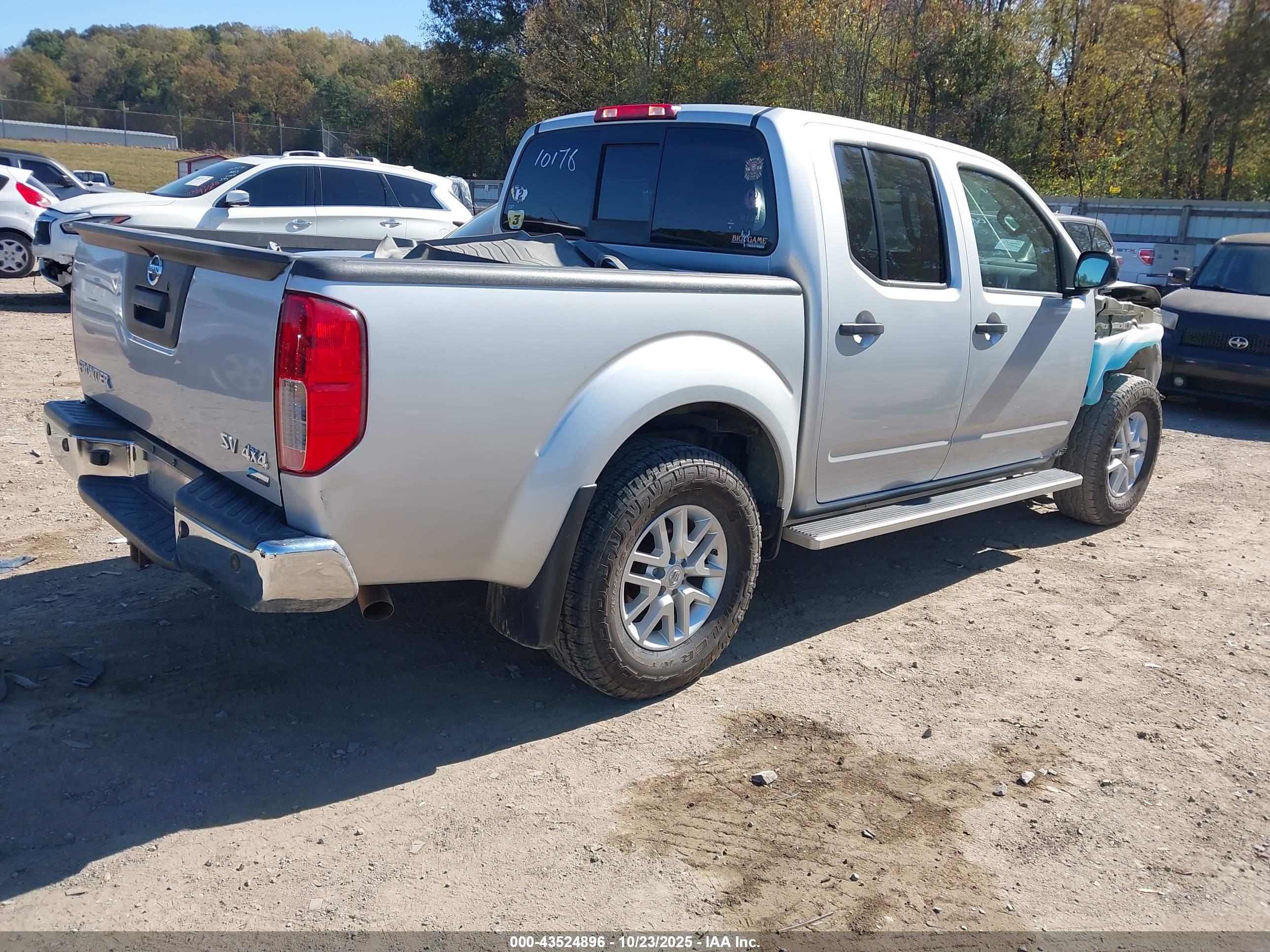 NISSAN FRONTIER image 4