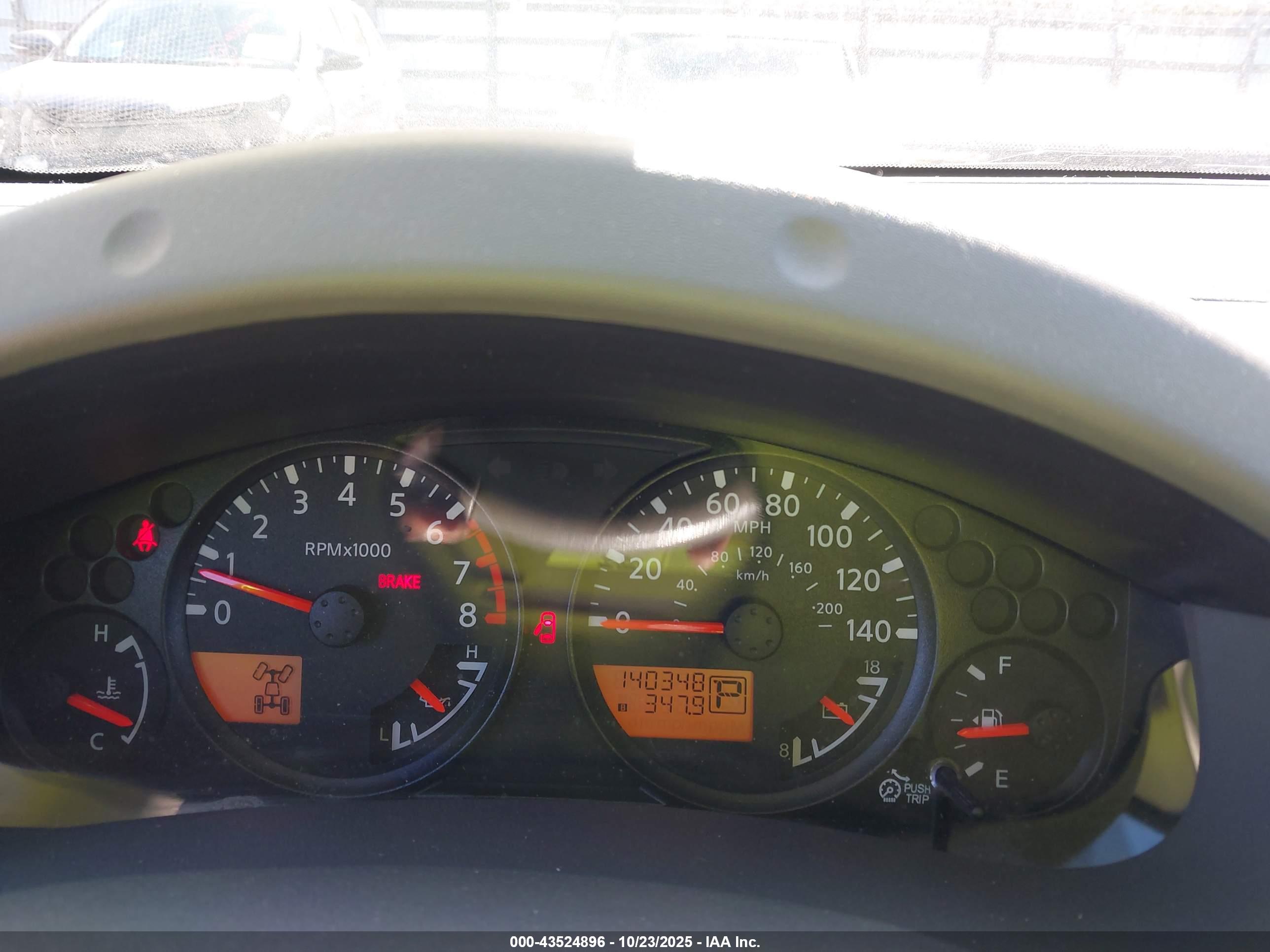 NISSAN FRONTIER image 7