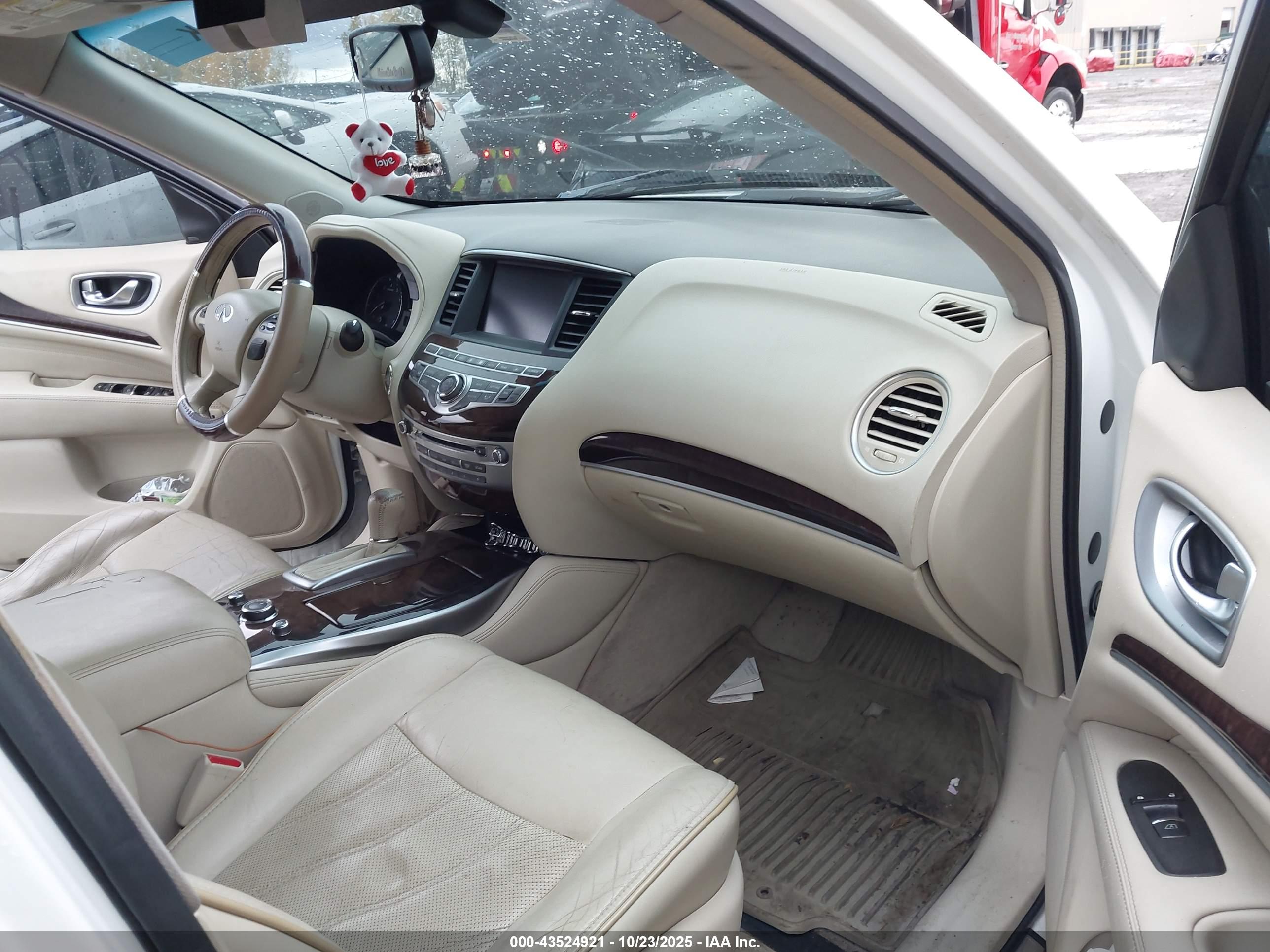 INFINITI JX35 image 5