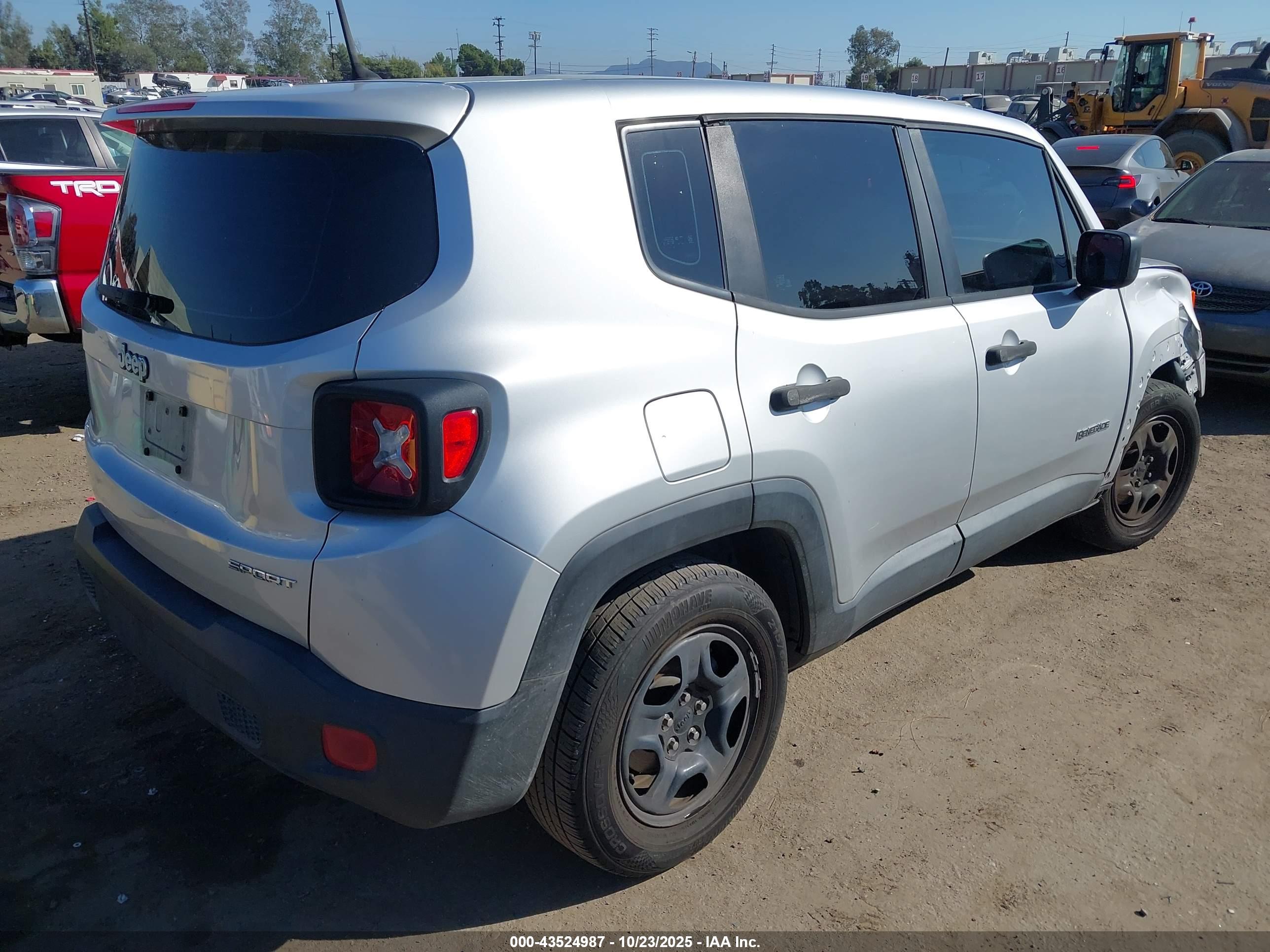 JEEP RENEGADE image 4