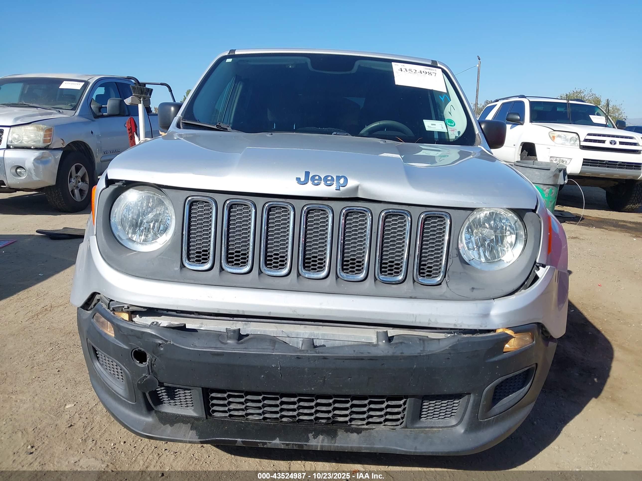 JEEP RENEGADE image 6