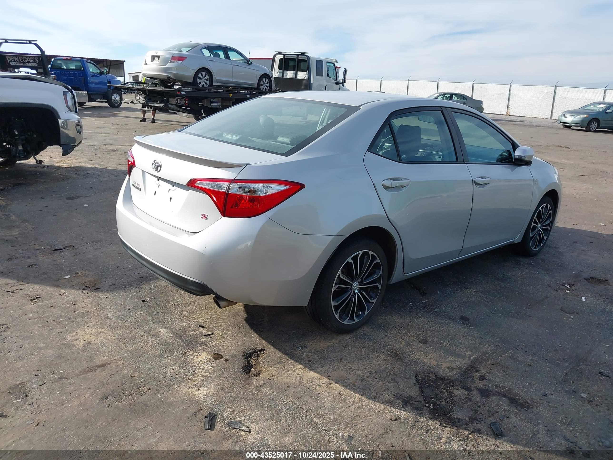 TOYOTA COROLLA image 4