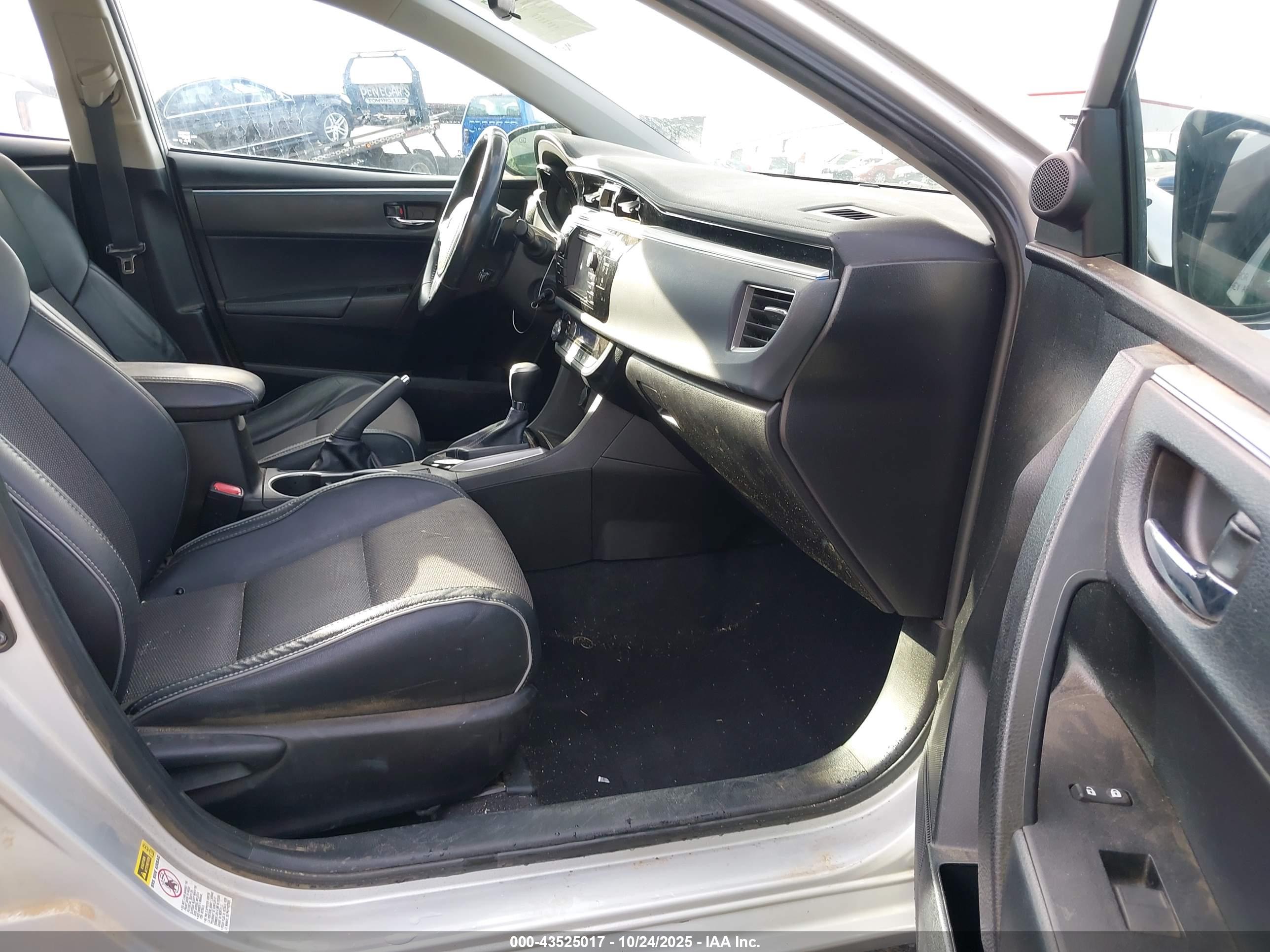TOYOTA COROLLA image 5