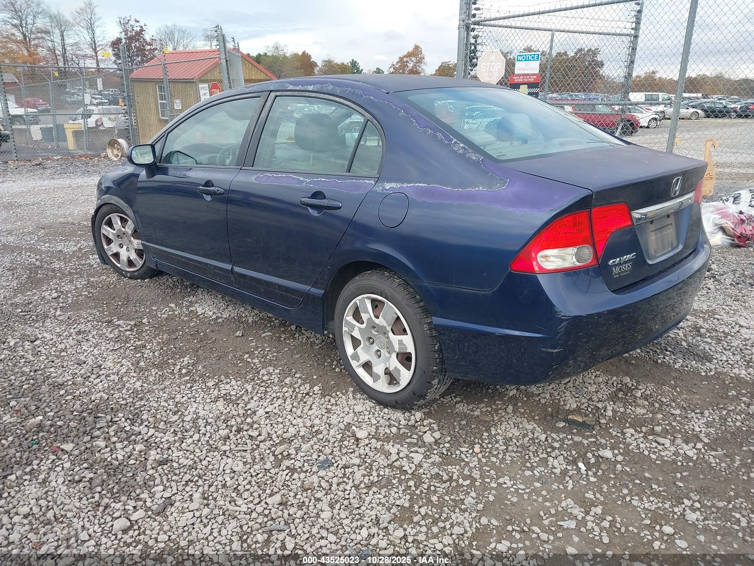 HONDA CIVIC image 3