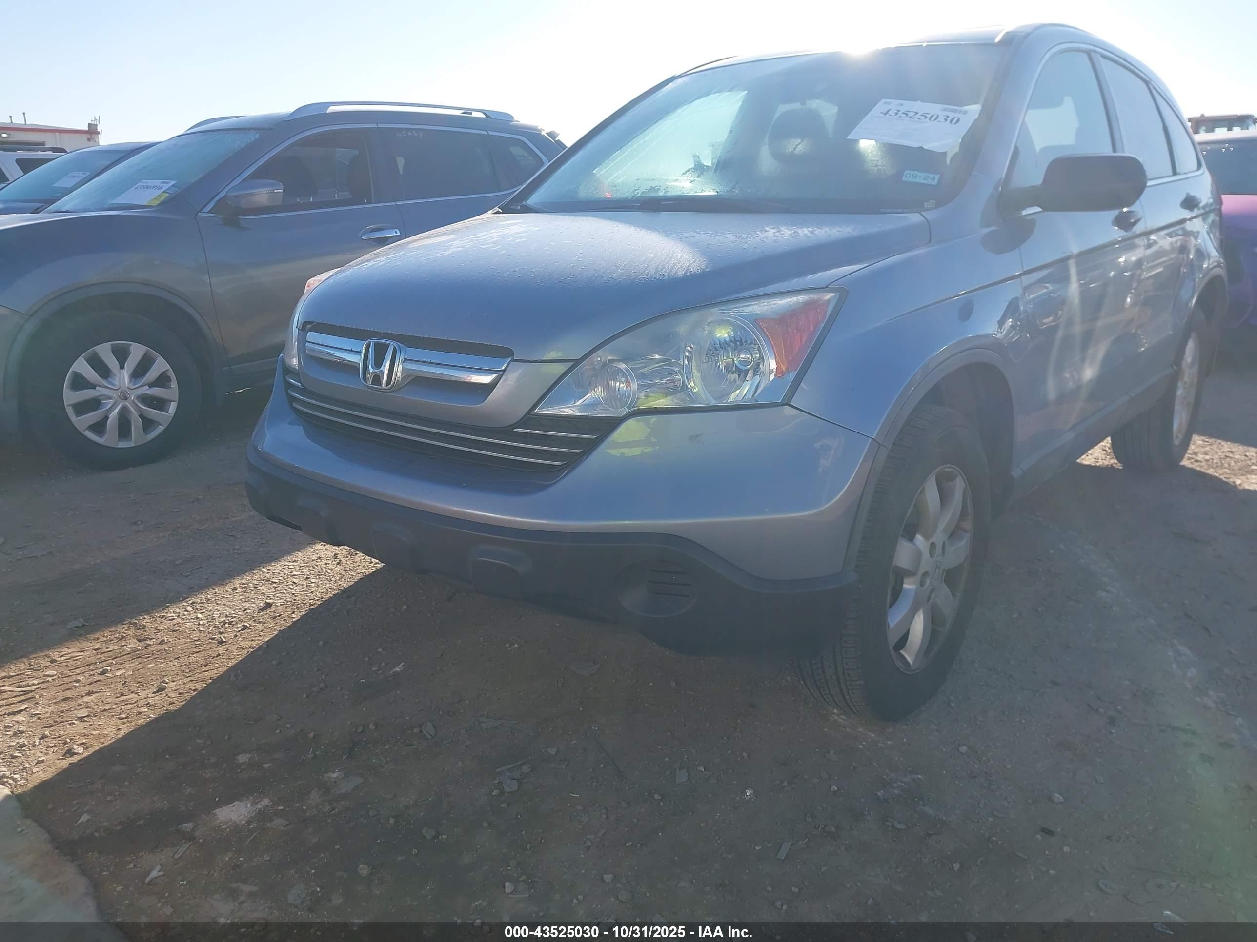 HONDA CR-V image 2
