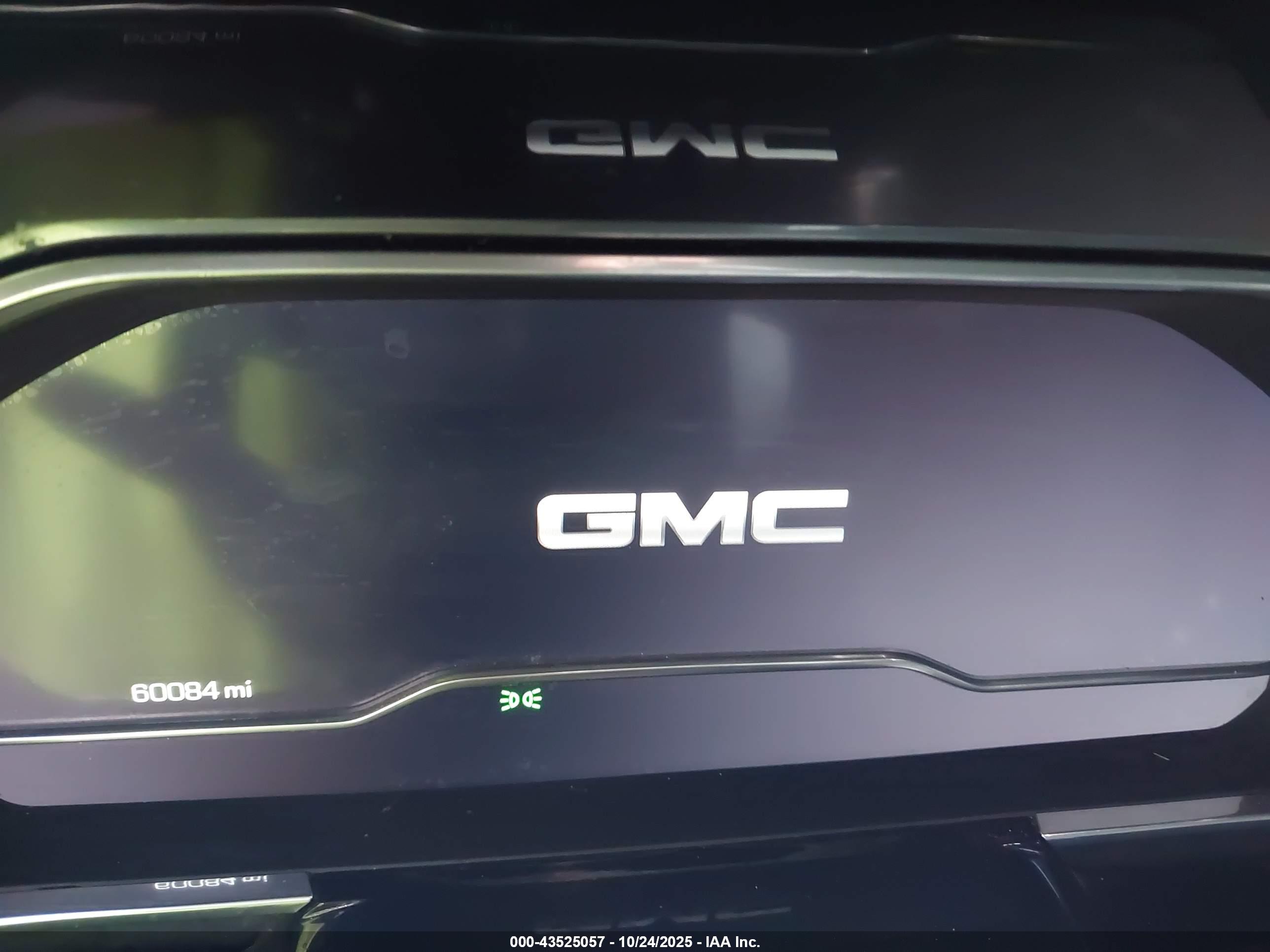 GMC SIERRA image 7