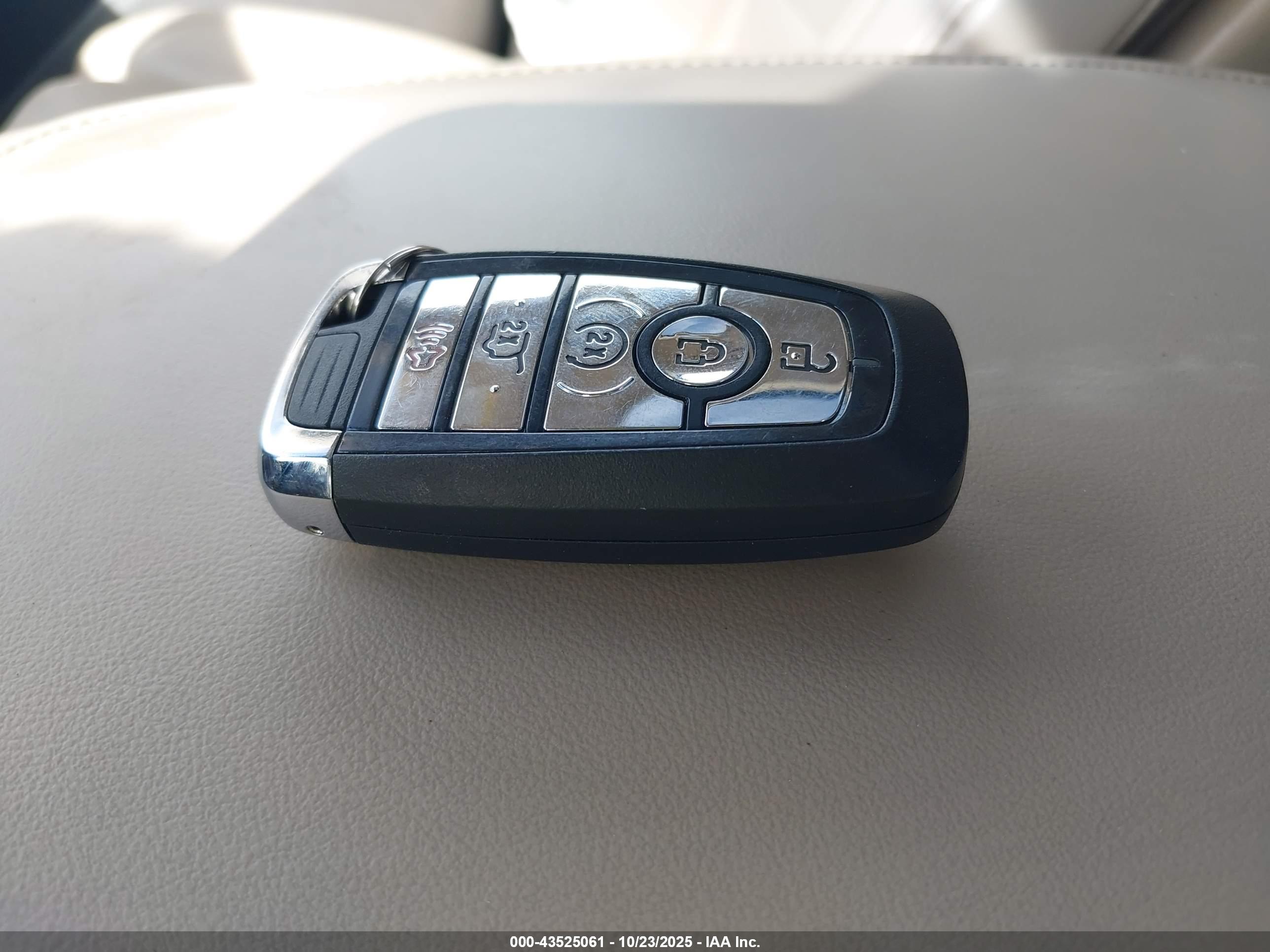 LINCOLN AVIATOR image 11