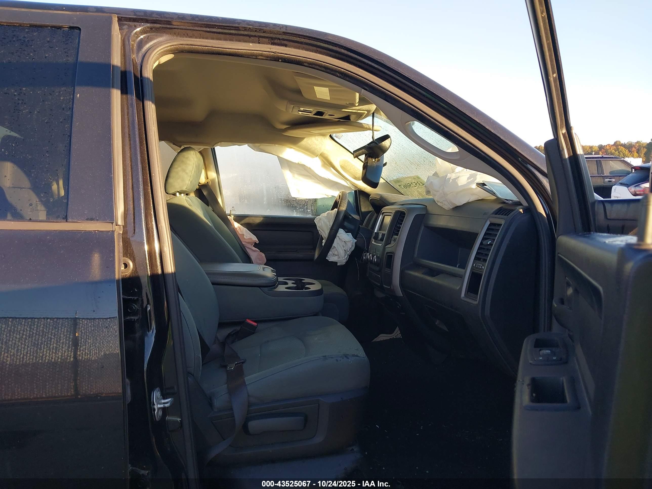 RAM 1500 image 5