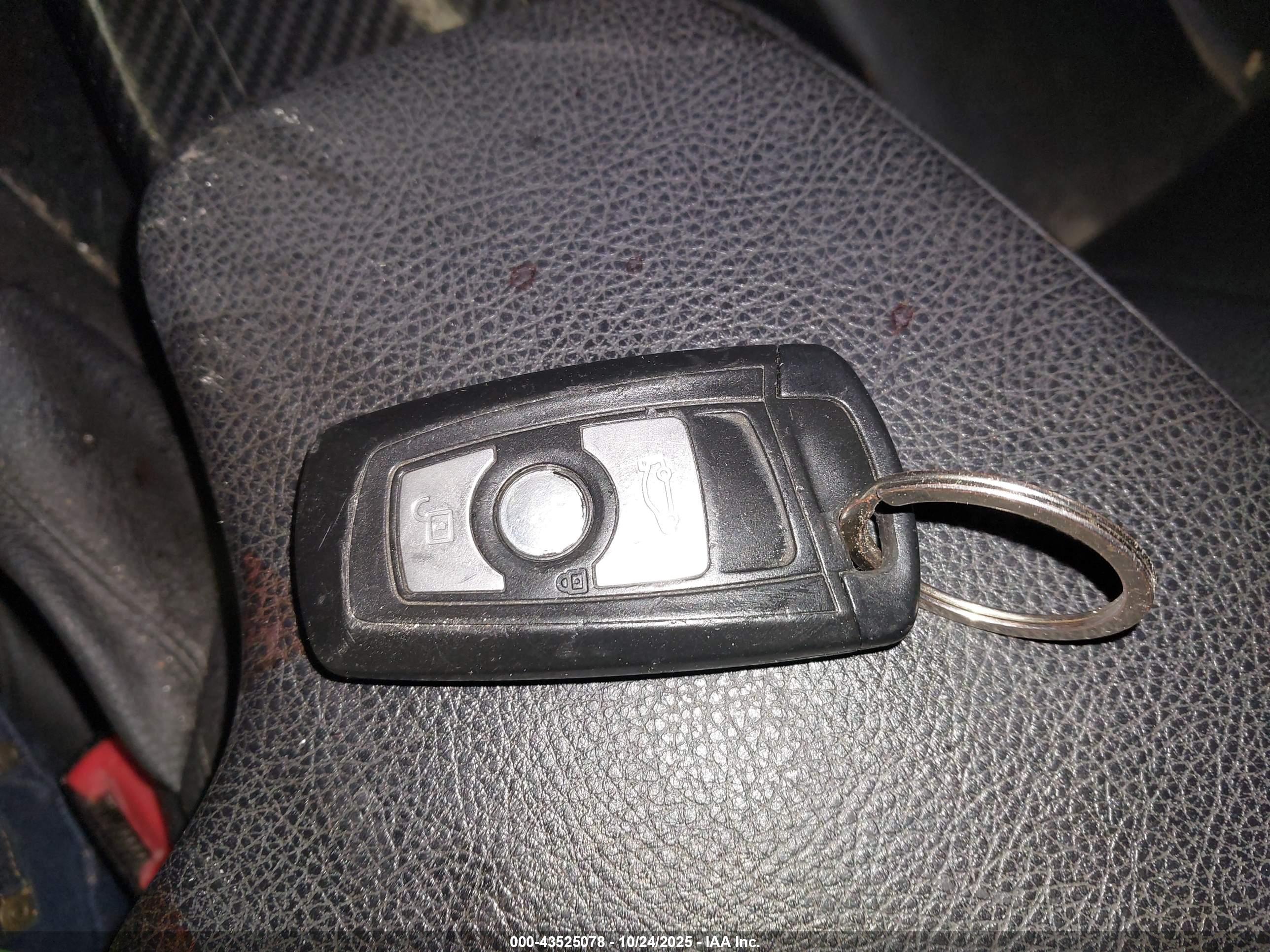 BMW 328I image 11