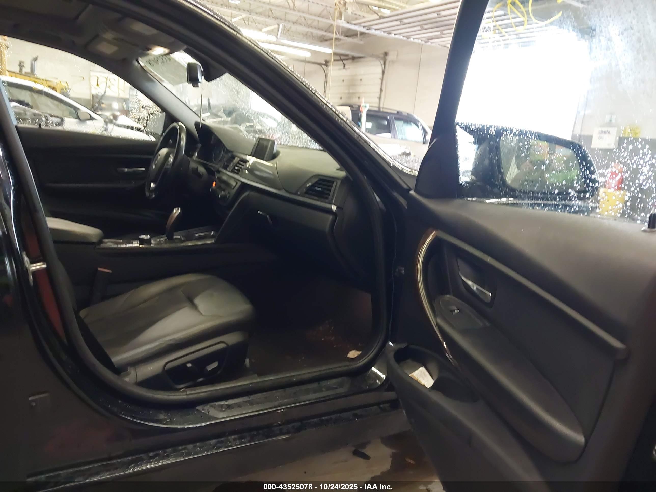 BMW 328I image 5
