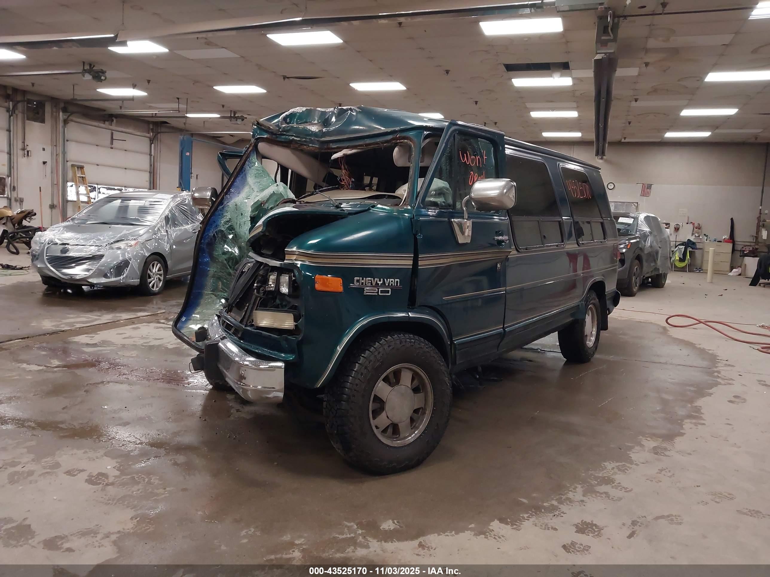 CHEVROLET G20 image 2