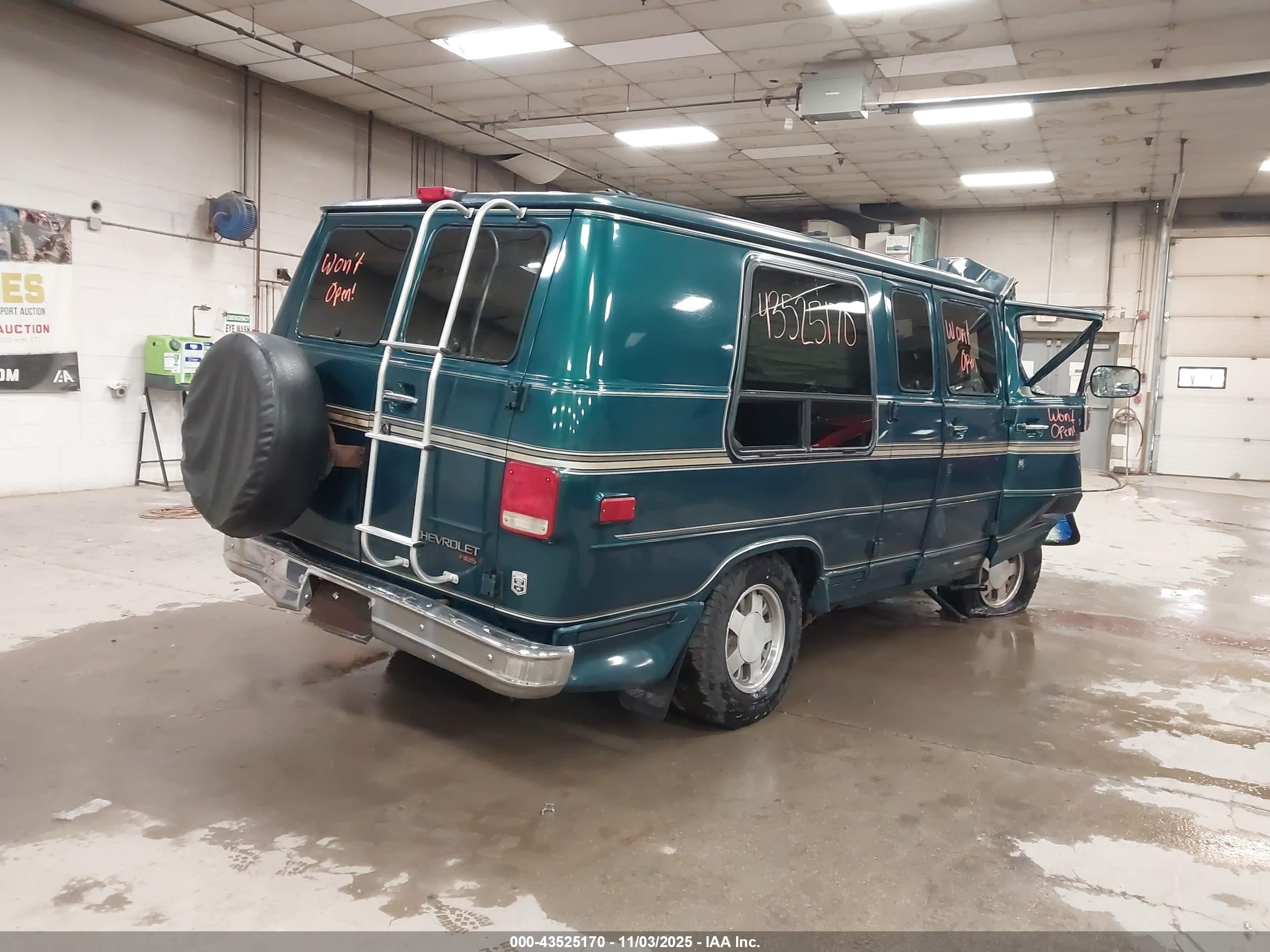 CHEVROLET G20 image 4