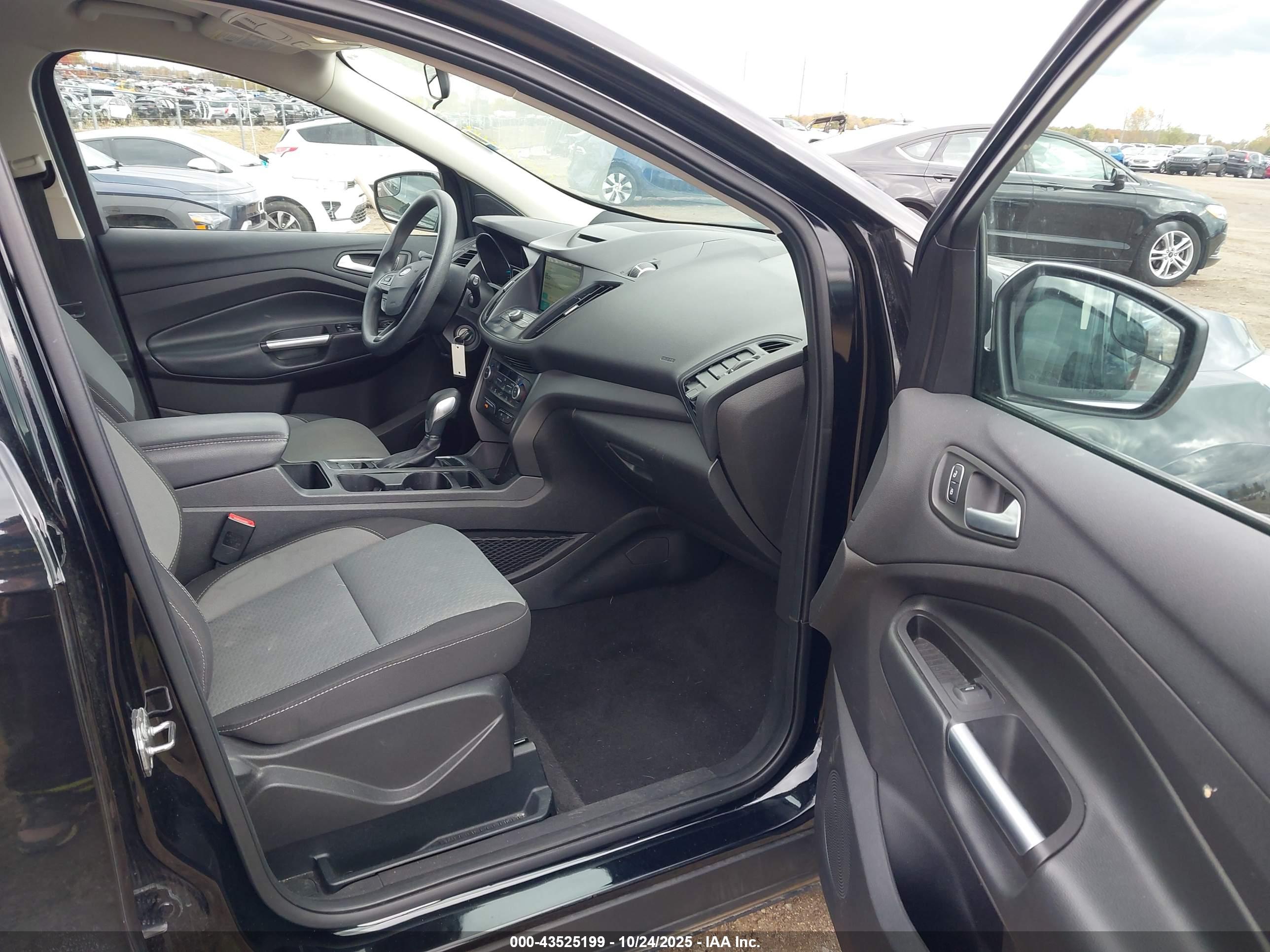 FORD ESCAPE image 5