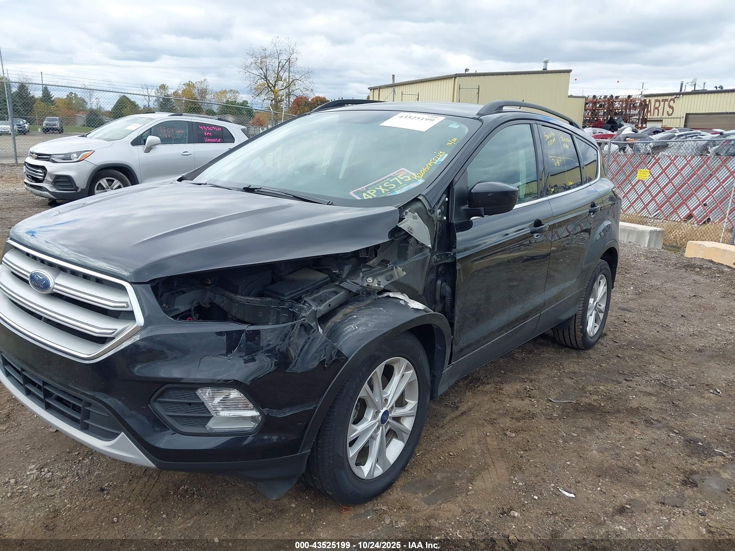FORD ESCAPE image 6
