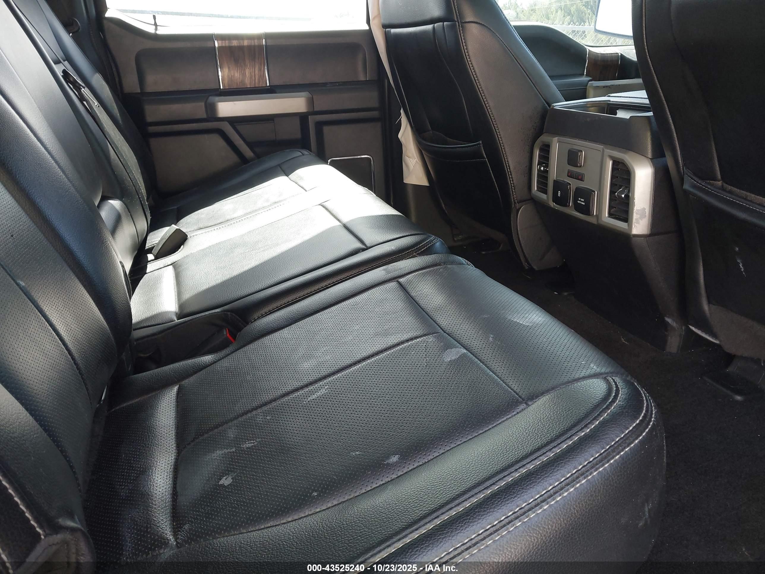 FORD F-150 image 8