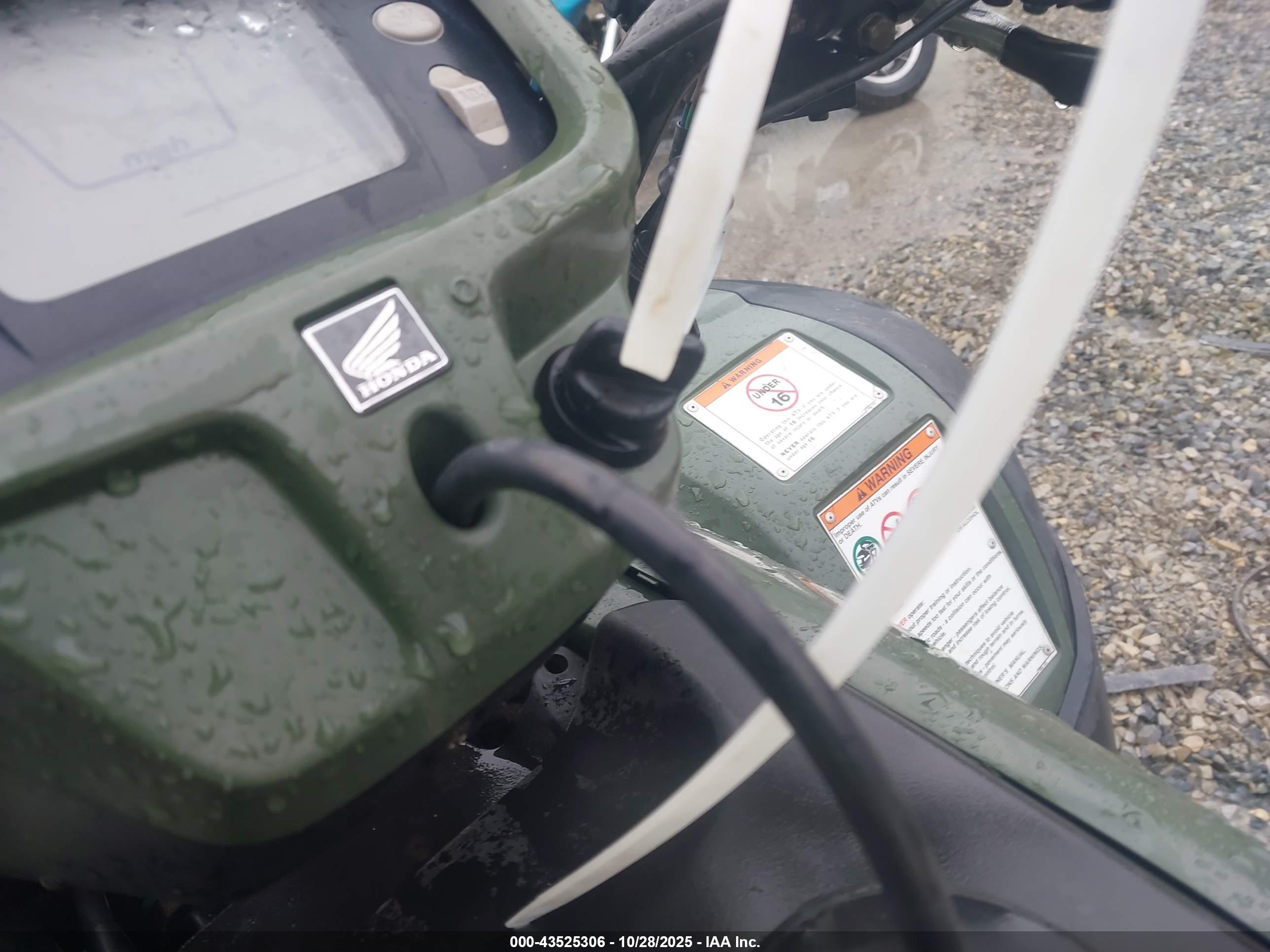 HONDA TRX500FM image 11
