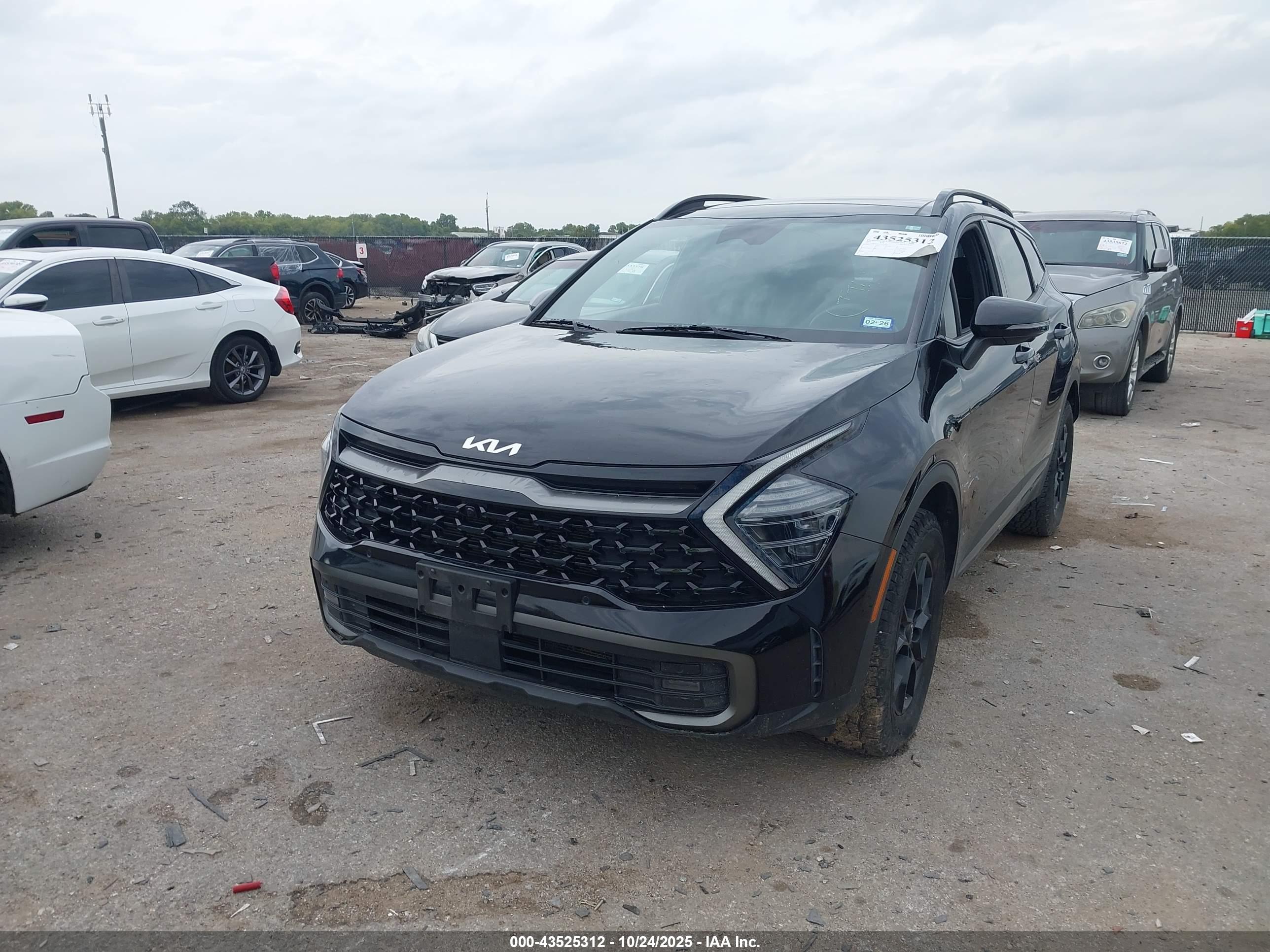 KIA SPORTAGE image 2