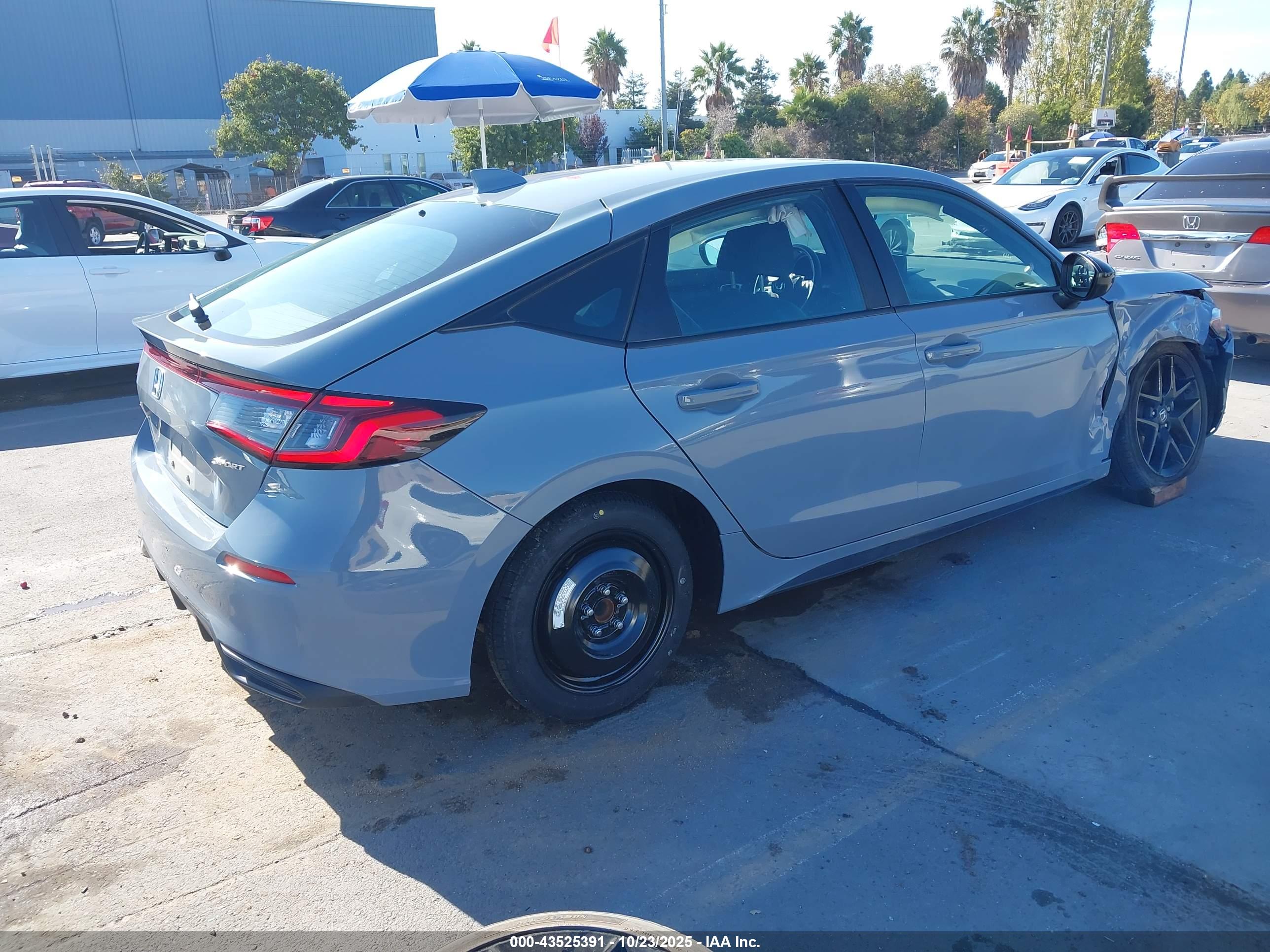 HONDA CIVIC image 4